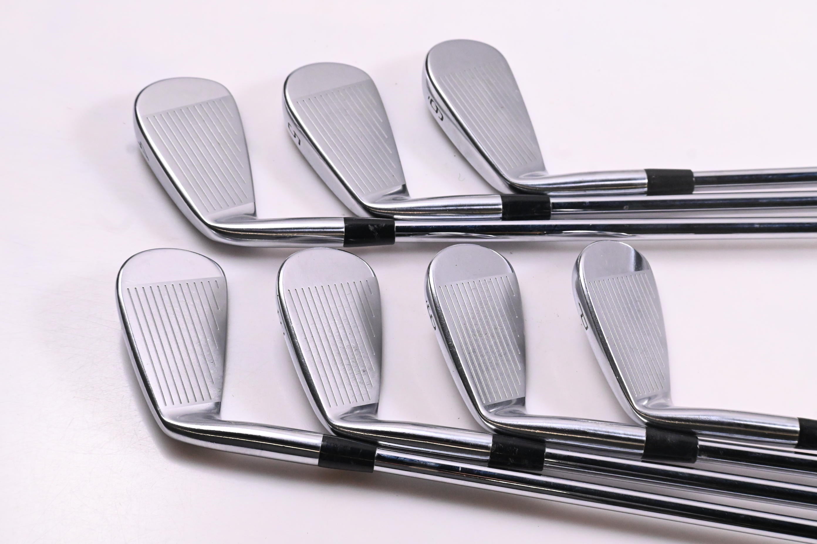 Mizuno Pro 223/221 Irons / 4-PW / Stiff Flex N.S.Pro Modus³ Tour 105 Shafts