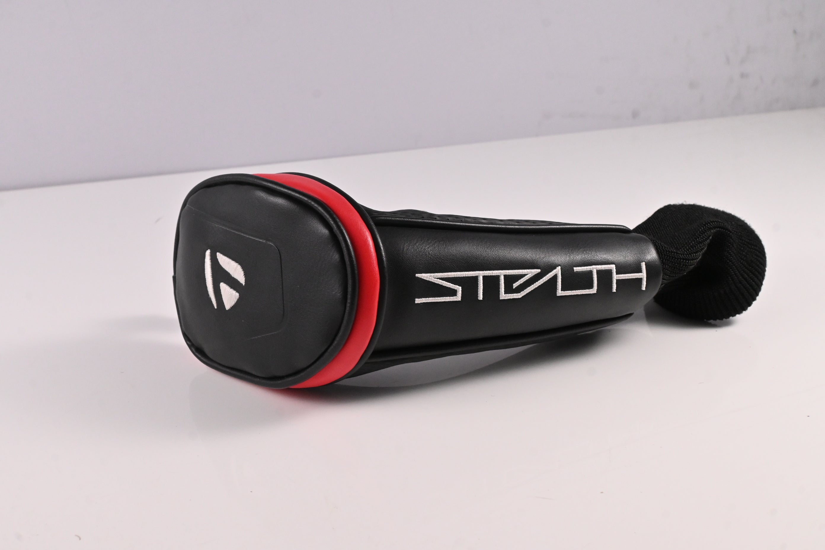 Taylormade Stealth Plus #3 Hybrid / 19.5 Degree / Stiff Flex HZRDUS Smoke RDX 80