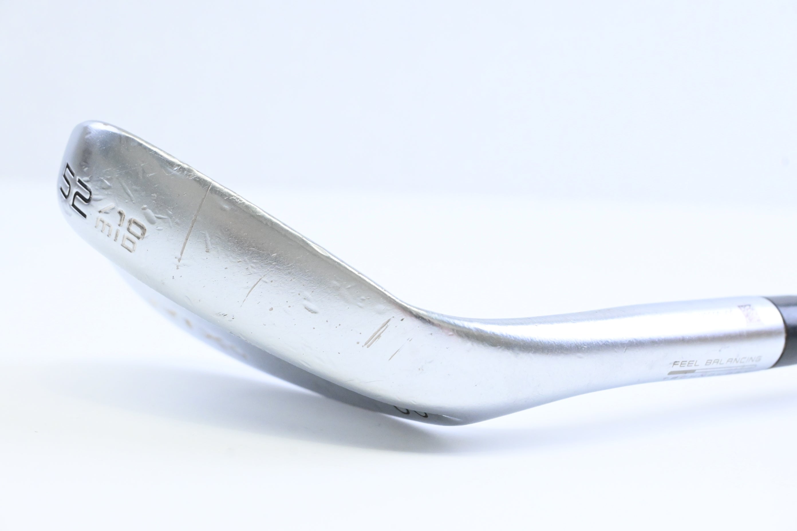 Cleveland RTX-4 Gap Wedge / 52 Degree / Stiff Flex Dynamic Gold S400 Shaft