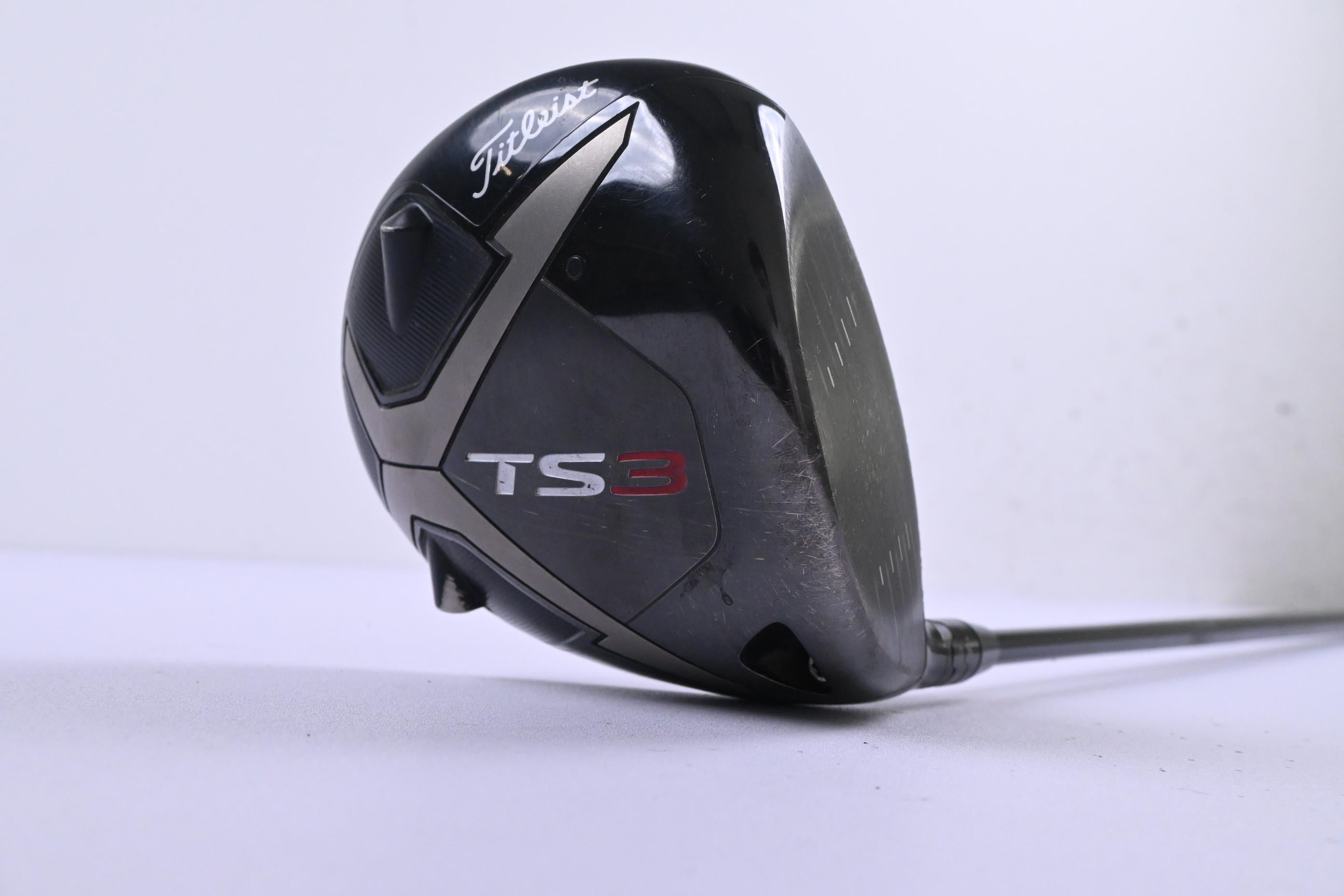 Titleist TS3 Driver / 10.5 Degree / Regular Flex Fujikura Atmos 6 Shaft
