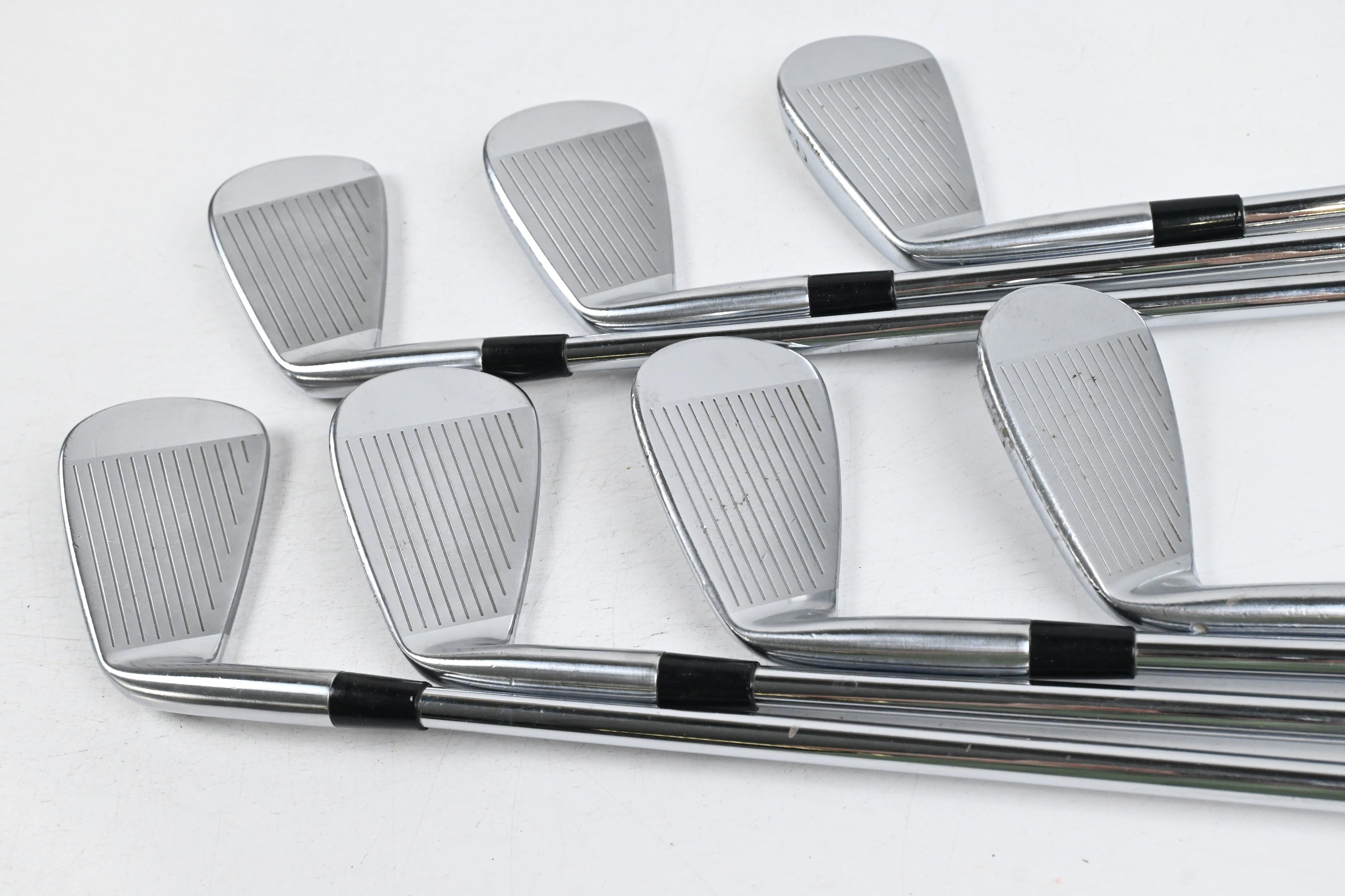 Mizuno Pro 223 Irons / 4-PW / Regular Flex N.S.PRO 950GH Steel Shafts