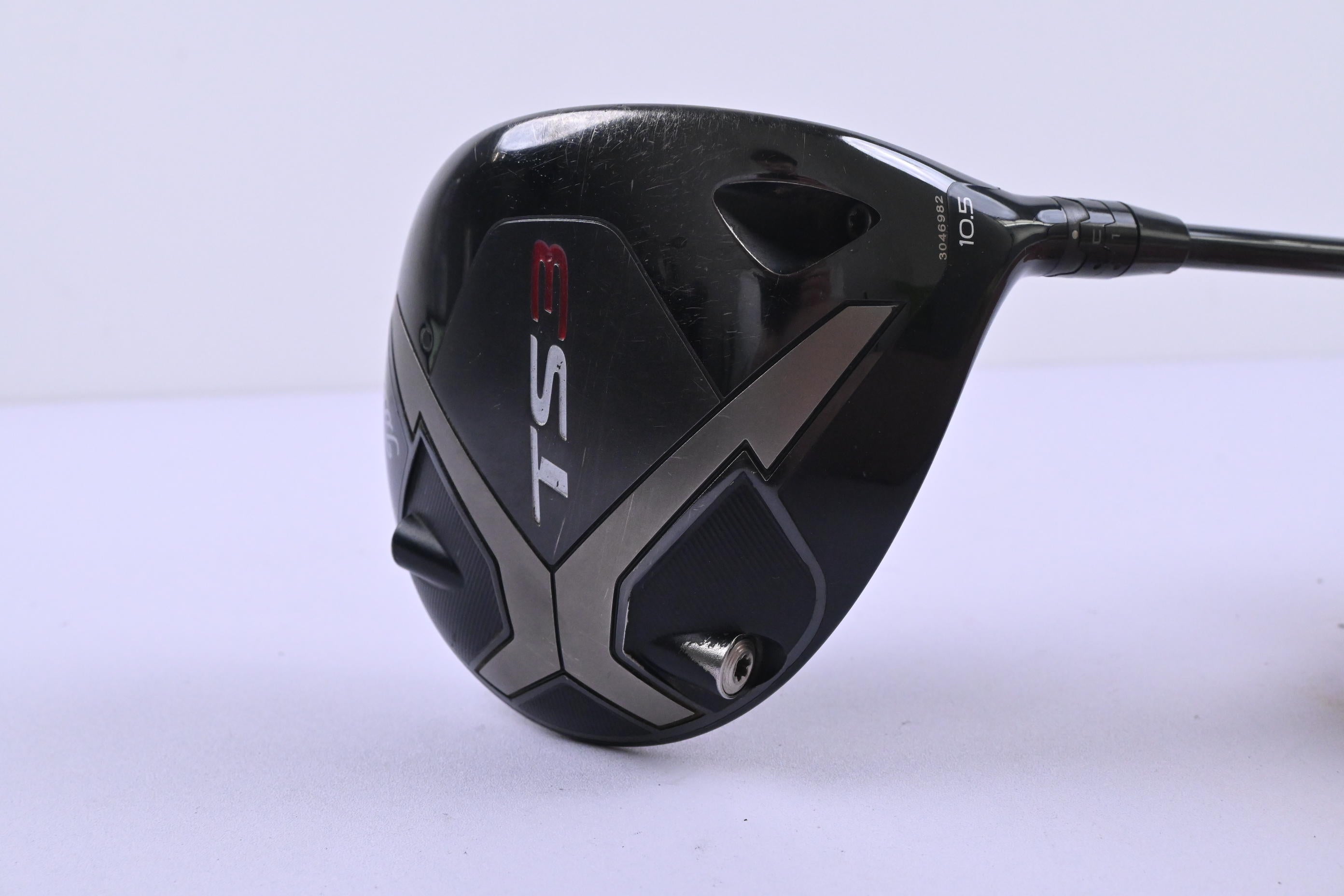 Titleist TS3 Driver / 10.5 Degree / Regular Flex Fujikura Atmos 6 Shaft