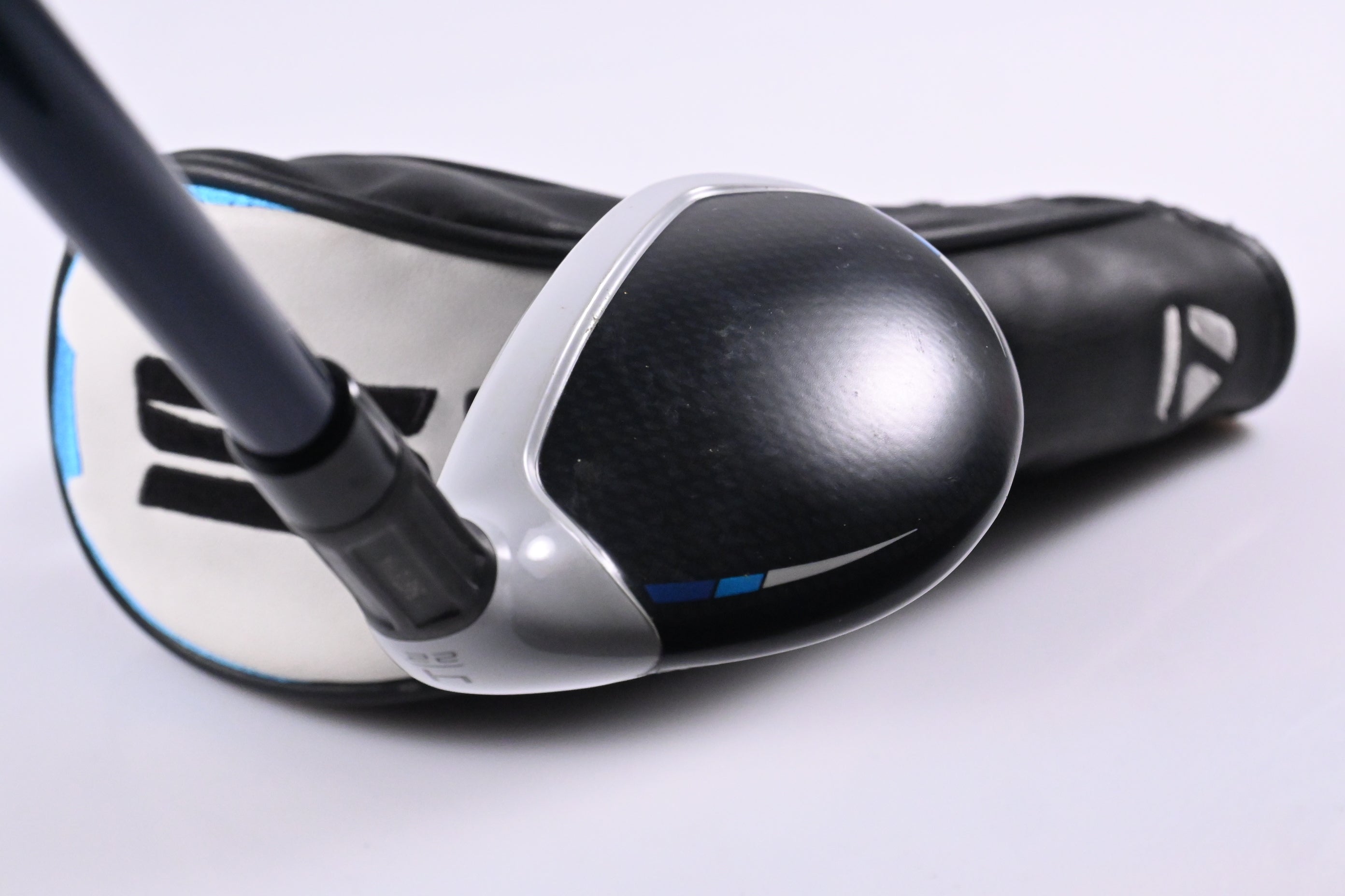 Taylormade SIM2 Max #4 Hybrid / 22 Degree / Regular Flex Fujikura Ventus Blue 6