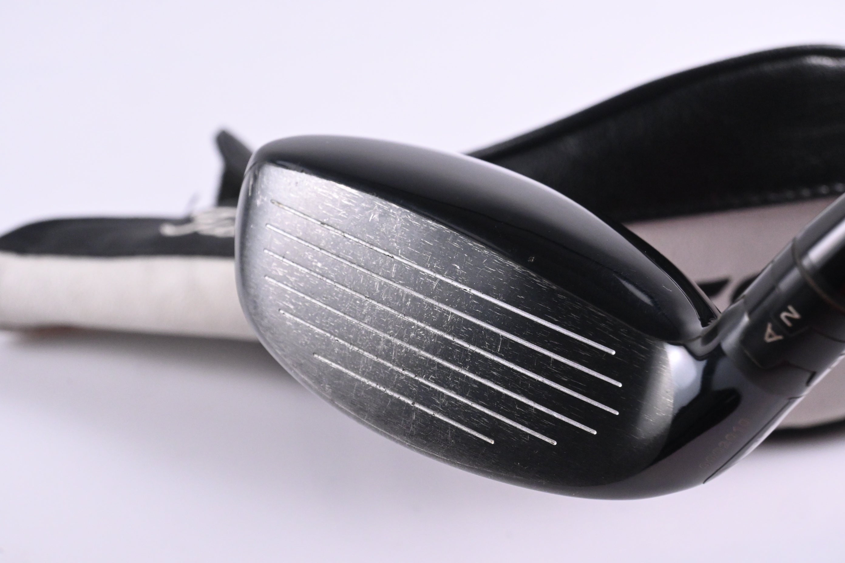 Titleist TSi2 #4 Hybrid / 21 Degree / Regular Flex Tensei AV Raw Blue 65 Shaft