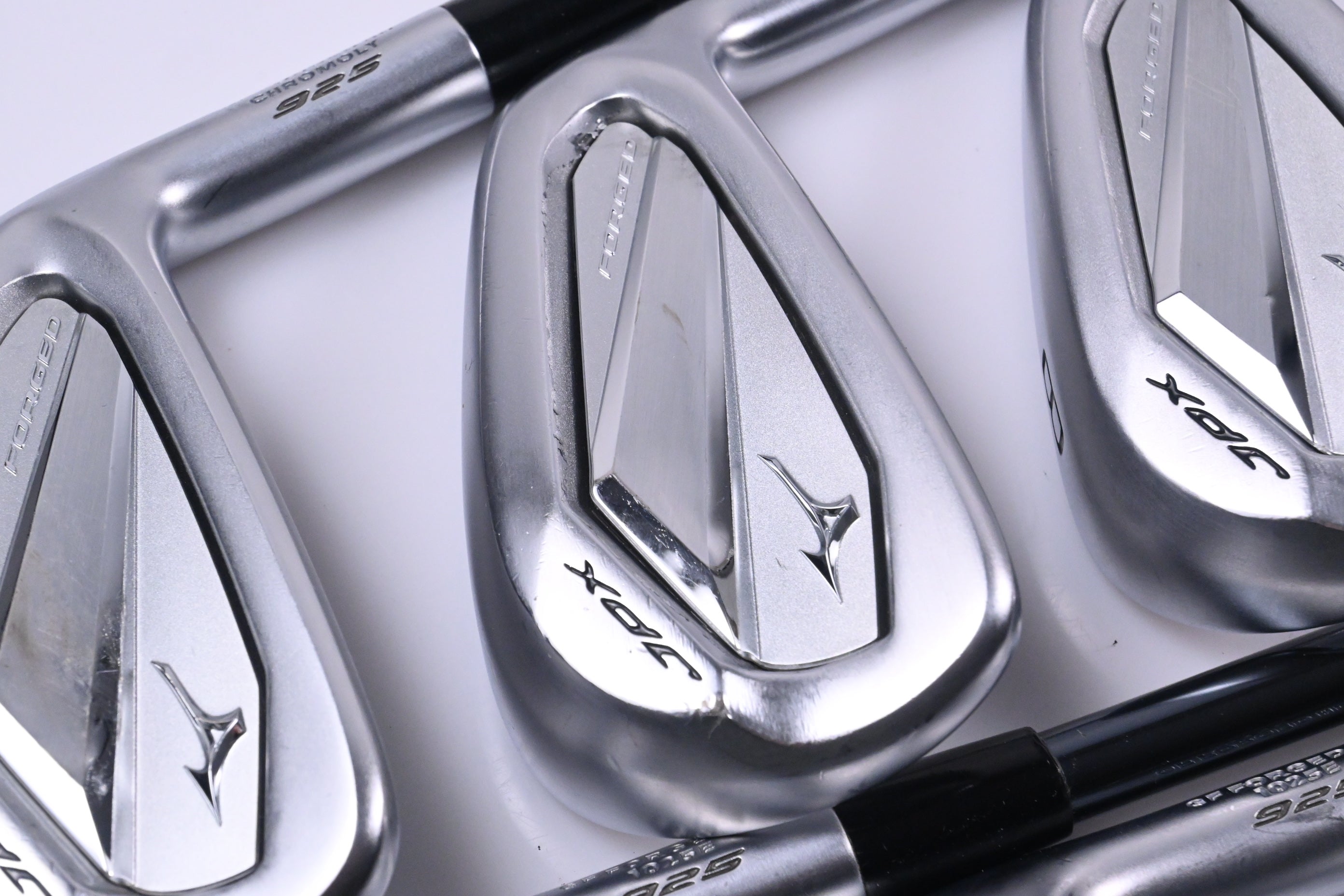 Mizuno JPX 925 Forged Irons / 6-PW+GW / Senior Flex UST Recoil Dart ESX 60
