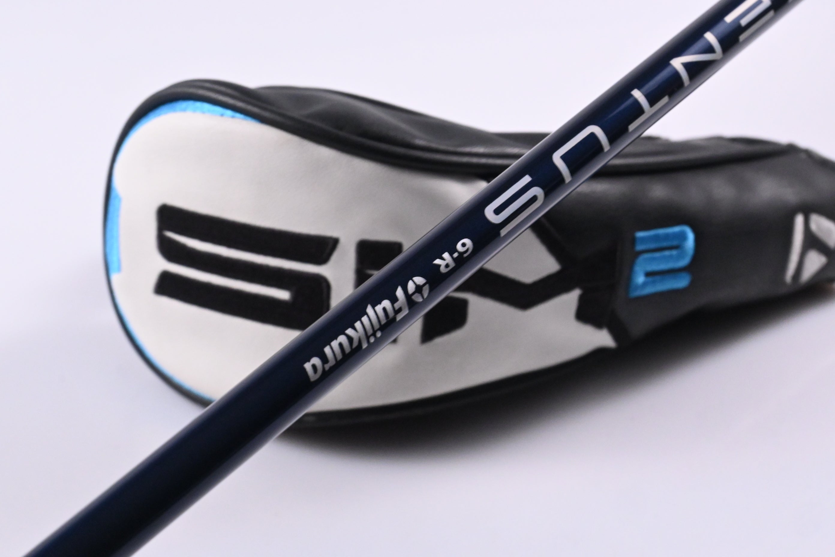 Taylormade SIM2 Max #4 Hybrid / 22 Degree / Regular Flex Fujikura Ventus Blue 6