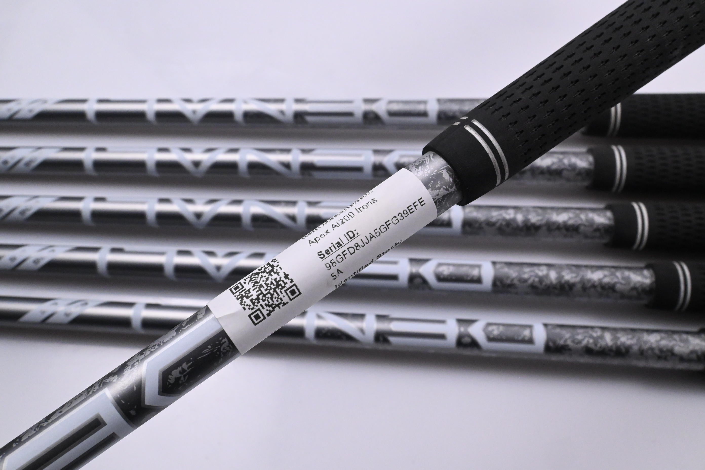 Callaway Apex Ai200 Irons / 6-PW+GW / Regular Flex Denali Frost Silver 60 Shafts