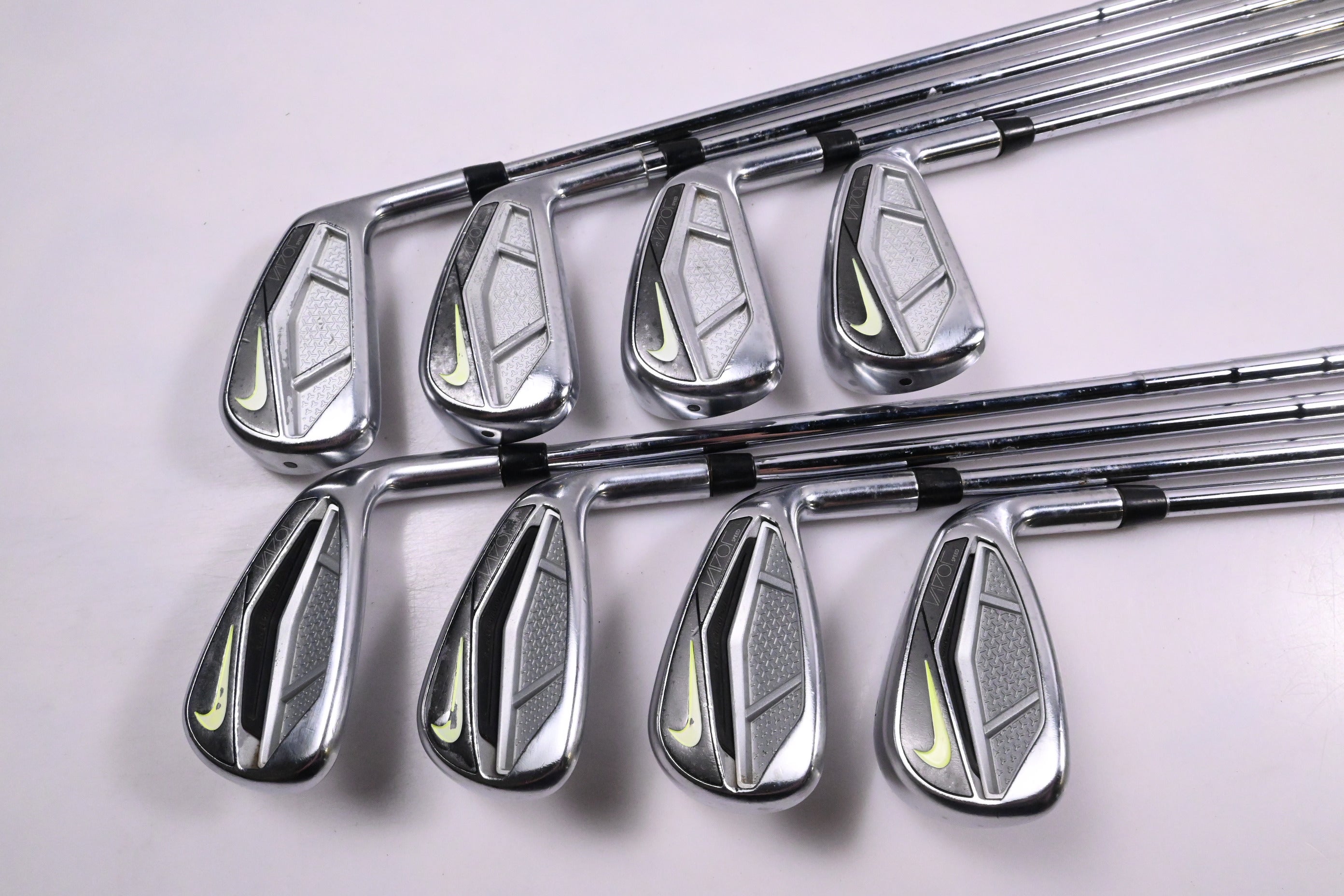 Nike Vapor Speed Irons / 4-PW+GW / Regular Flex Dynalite 105 Shafts