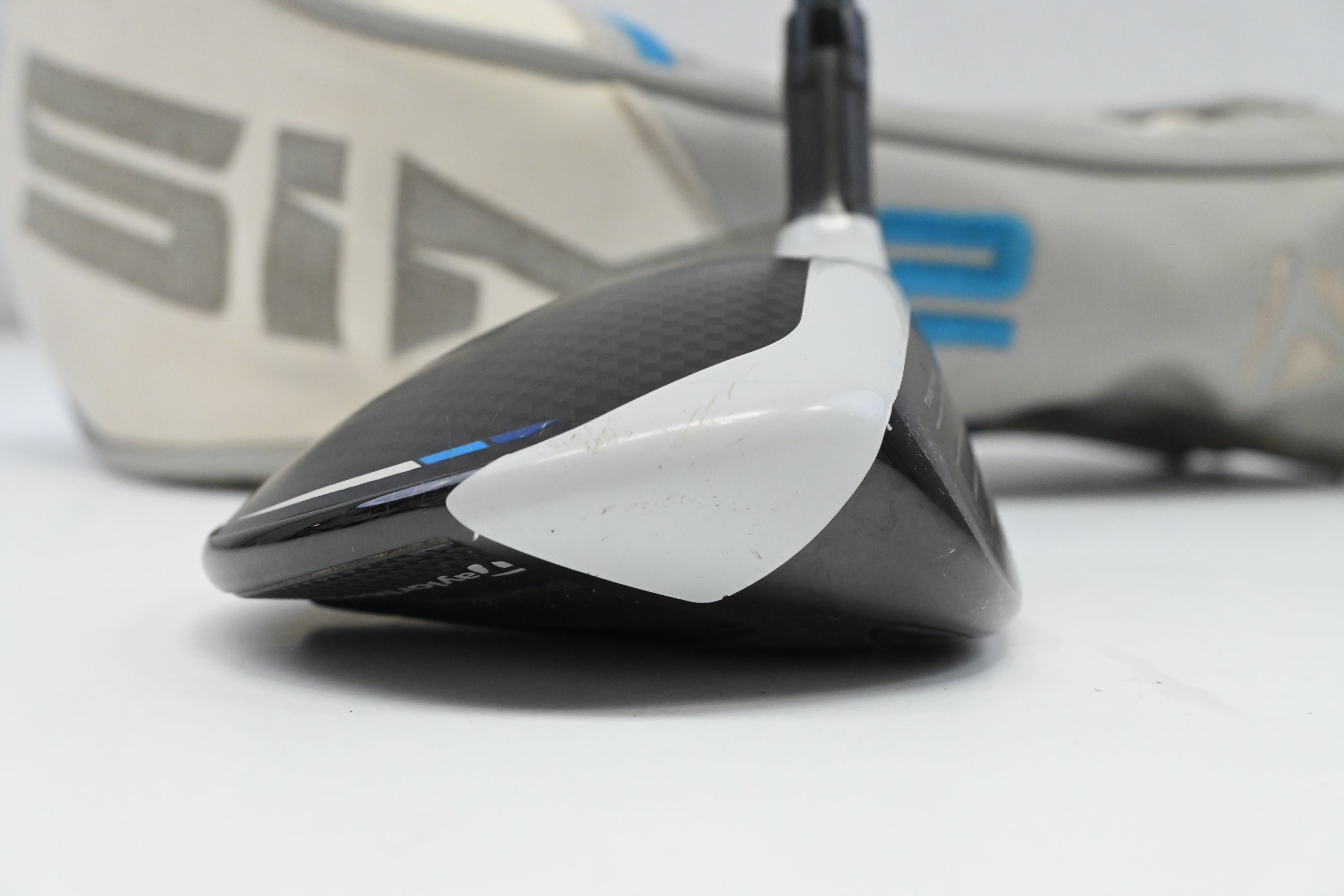 Taylormade SIM2 Max #7 Wood / 21 Degree / Stiff Flex Fujikura Ventus Blue 6