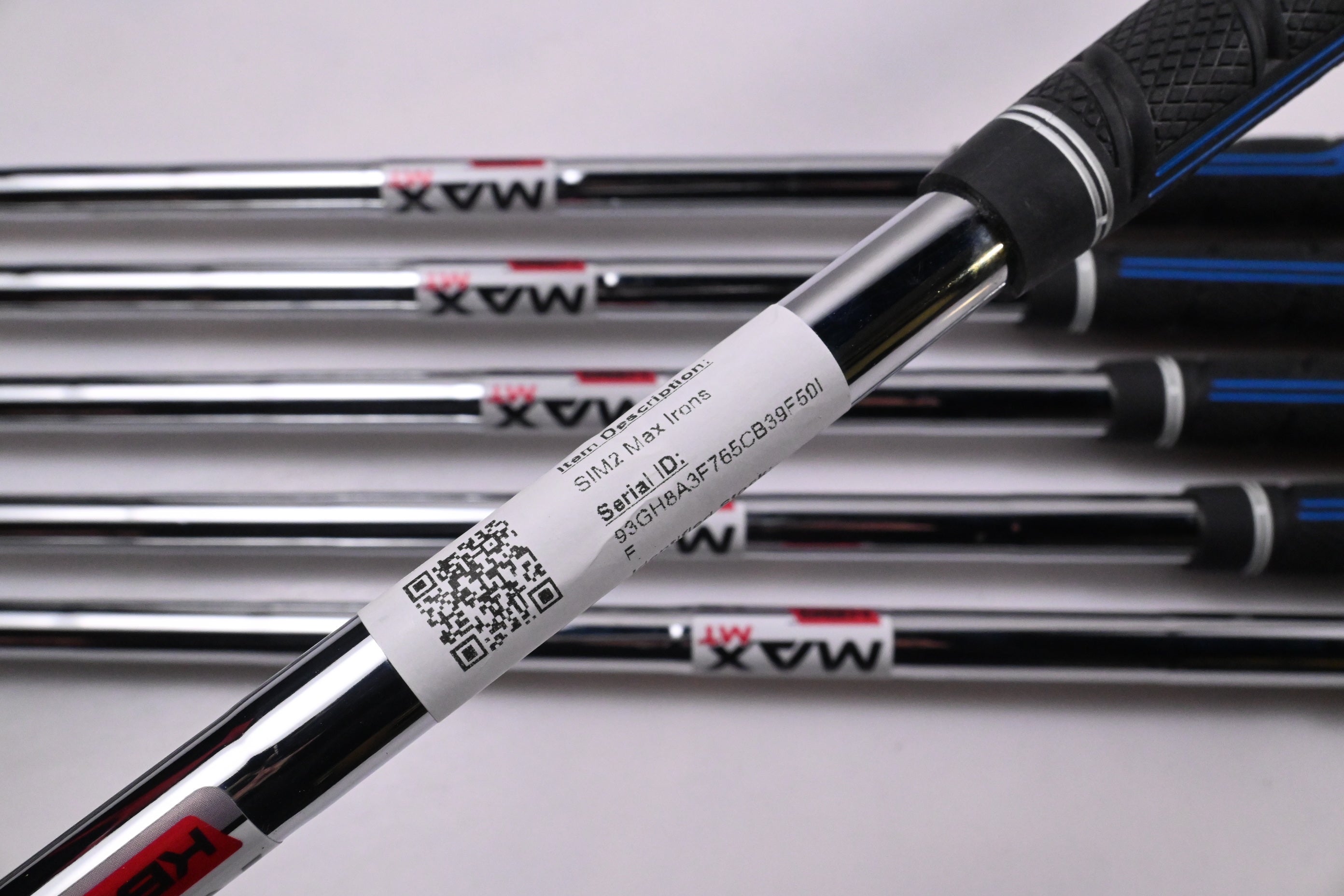 Taylormade SIM2 Max Irons / 5-PW / Stiff Flex KBS MAX MT 85 Shafts