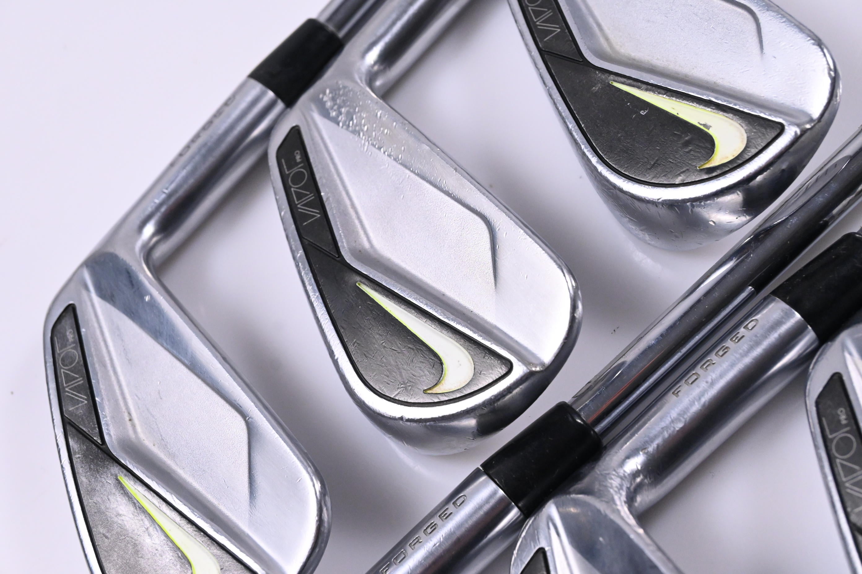 Nike Vapor Pro Irons / 5-PW / Regular Flex True Temper Dynamic Gold R300 Shafts