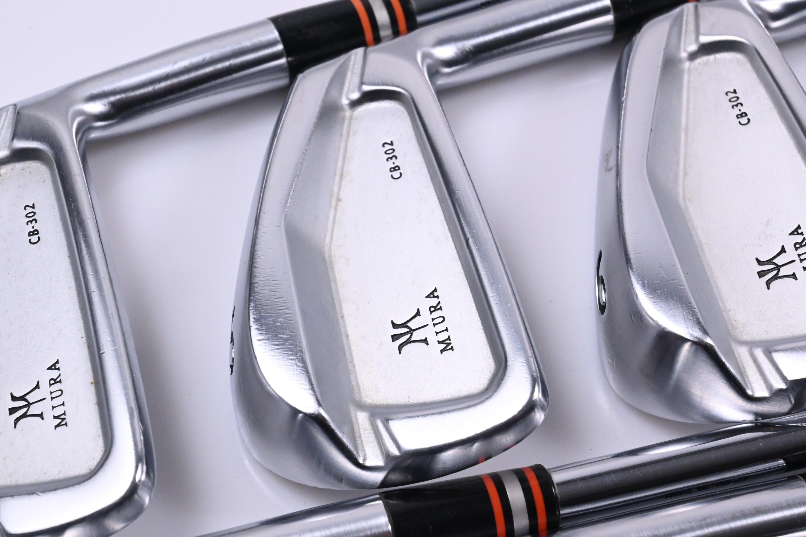 Miura CB-302 Irons / 4-PW+GW / Stiff Flex Project X LZ 120 Steel Shafts