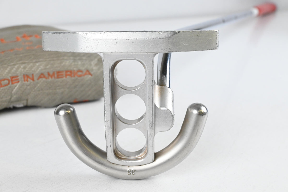 Scotty Cameron Futura Putter / 34 Inch