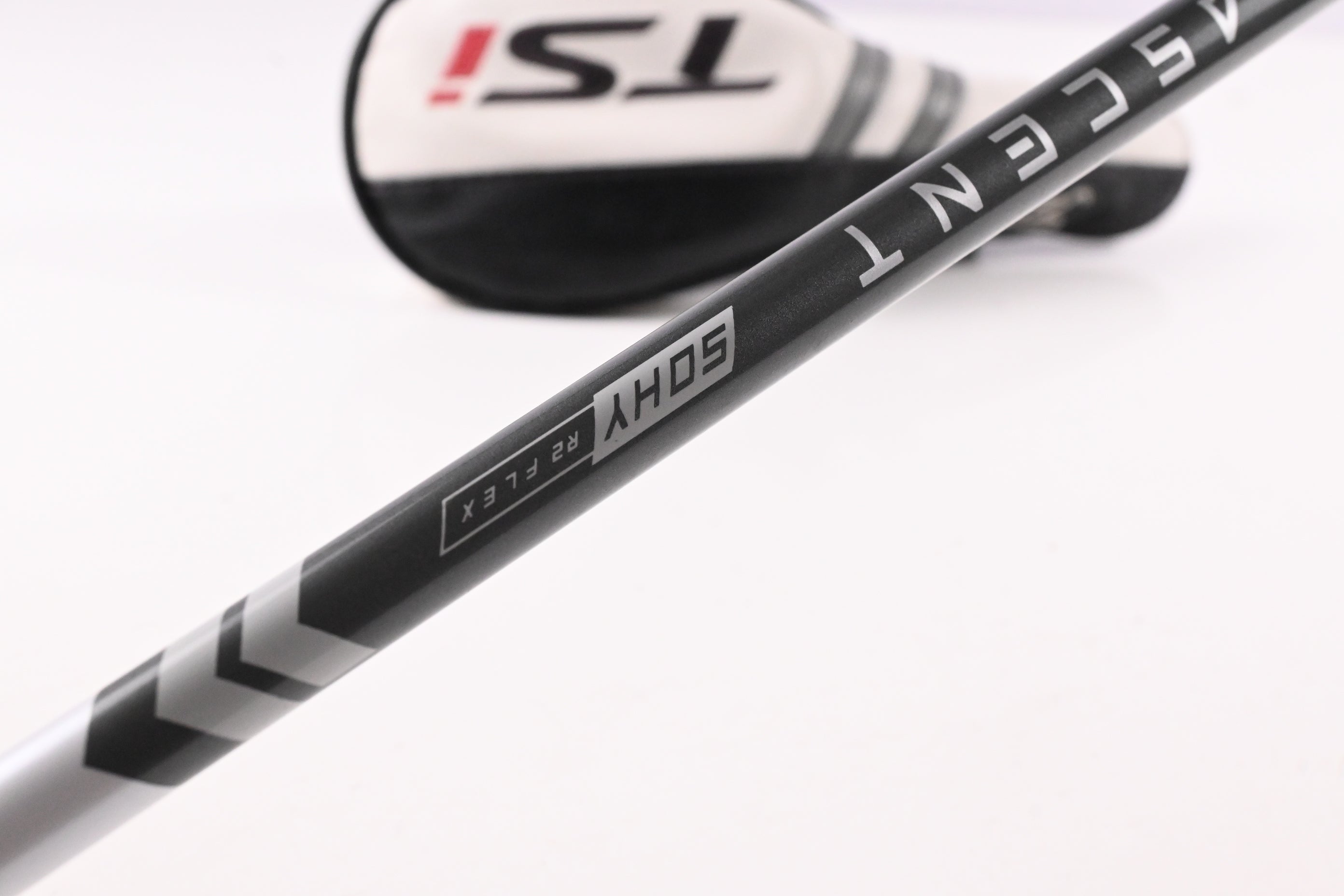 Titleist TSi1 #5 Hybrid / 23 Degree / Senior Flex Aldila Ascent UL 50 Shaft