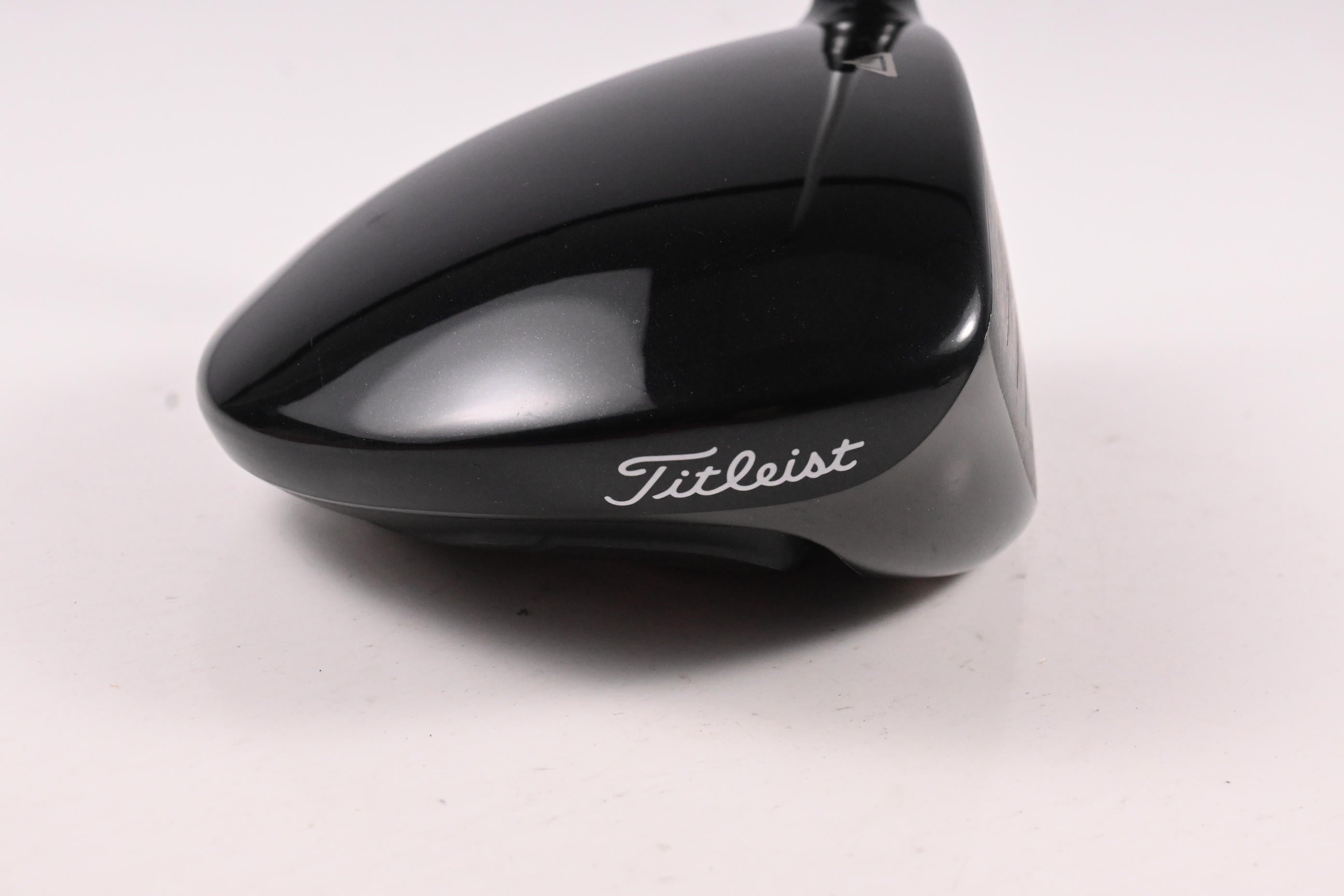 Titleist 915 D3 Driver / 10.5 Degree / X-Flex Aldila Rogue Black 70 Shaft