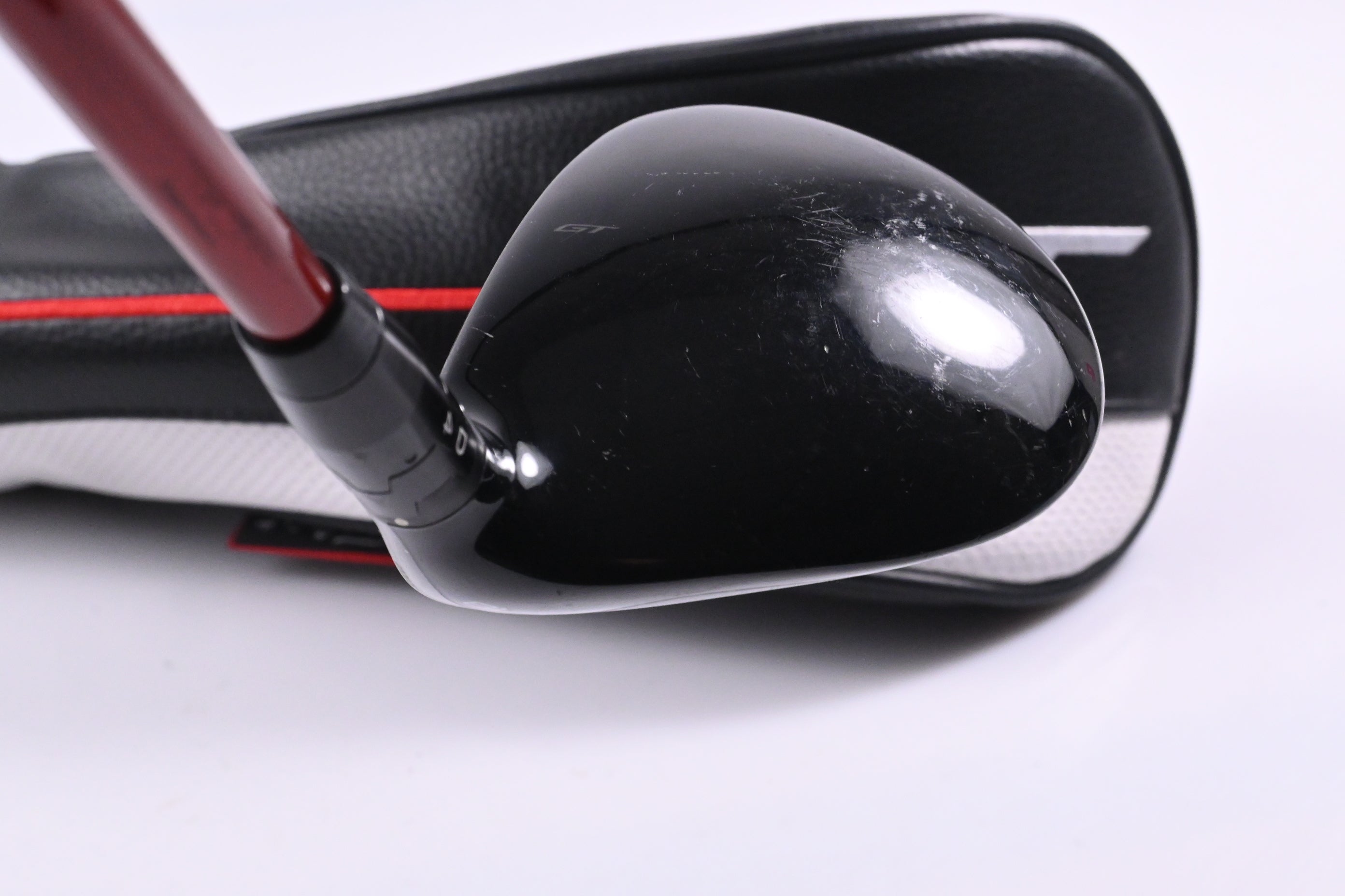 Titleist GT2 #5 Wood / 18 Degree / Regular Flex Denali Red 60 Shaft