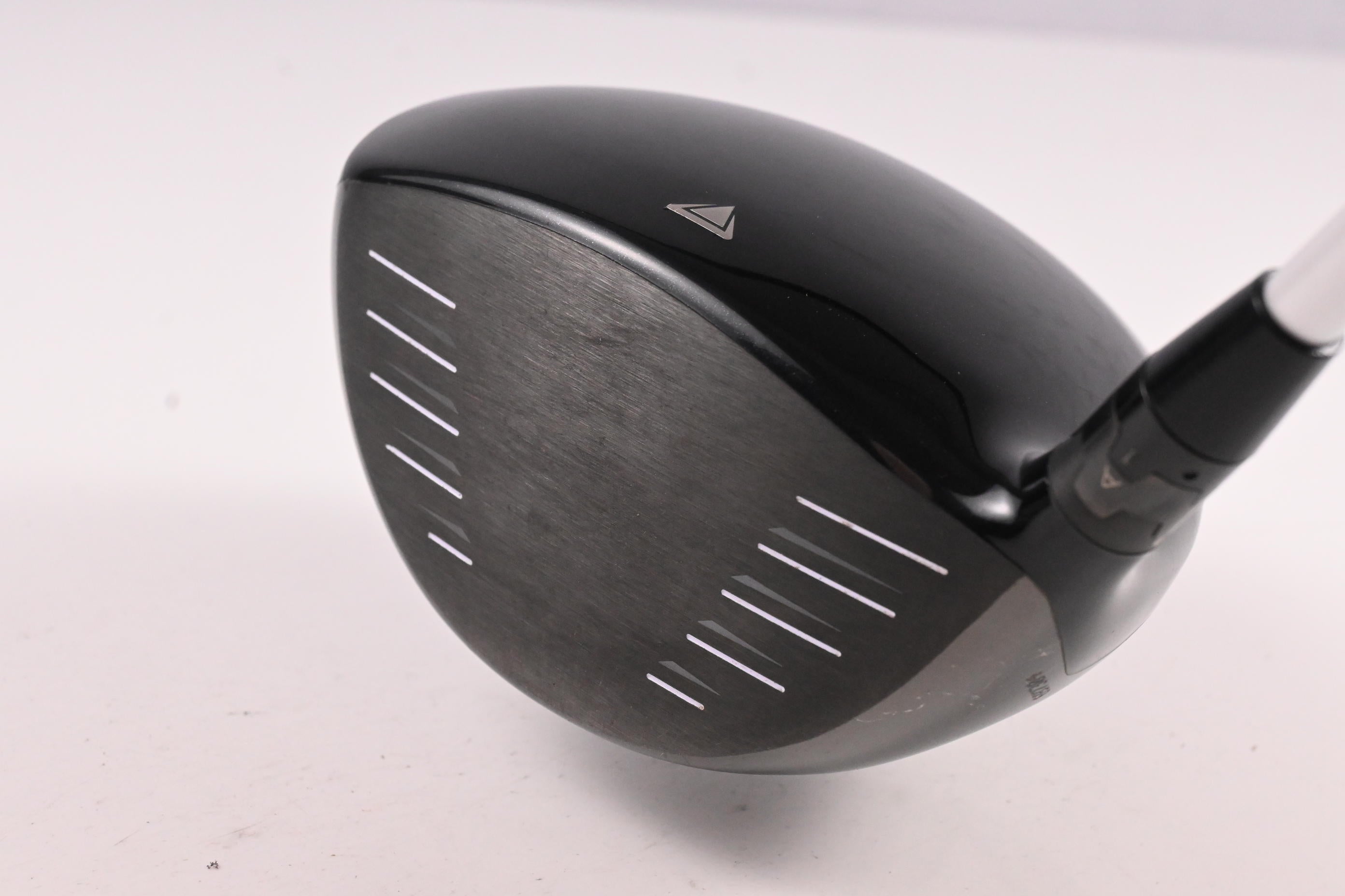 Titleist 915 D3 Driver / 10.5 Degree / X-Flex Aldila Rogue Black 70 Shaft