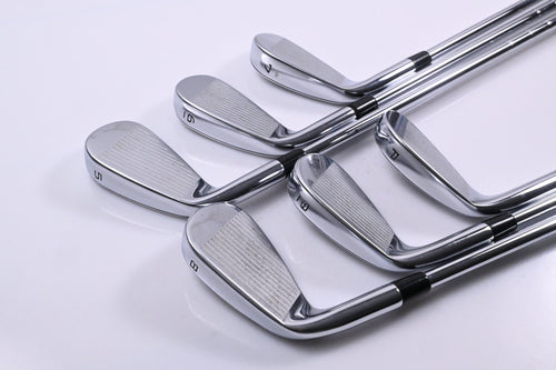 Callaway Rogue ST Pro Irons / 5-PW / Stiff Flex NS Pro Modus 3 Tour 105 Shafts
