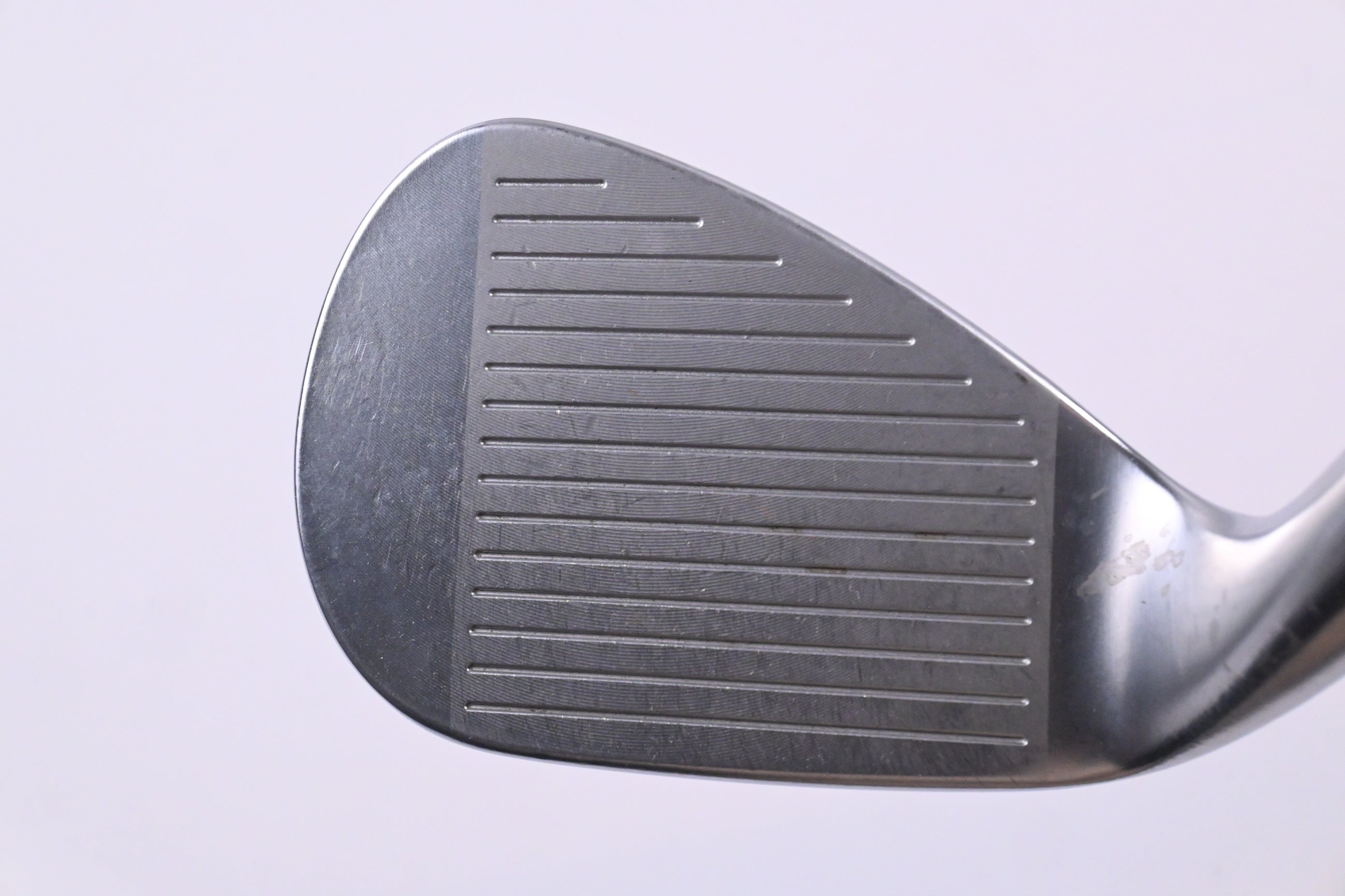 Mizuno JPX 923 Gap Wedge / 50 Degree / Regular Flex UST Mamiya Recoil 95 Shaft
