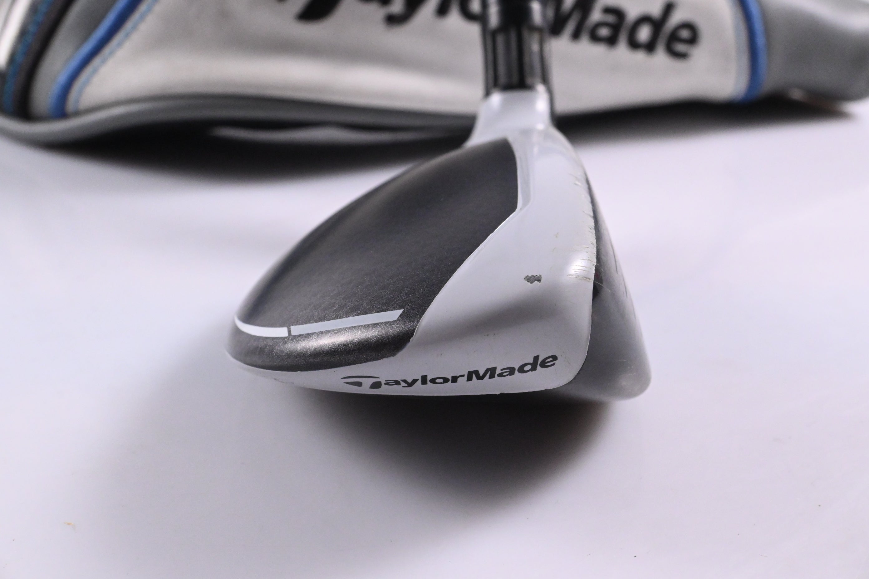 Taylormade SIM Max #3 Hybrid / 19 Degree / Stiff Flex Fujikura Ventus Blue 7