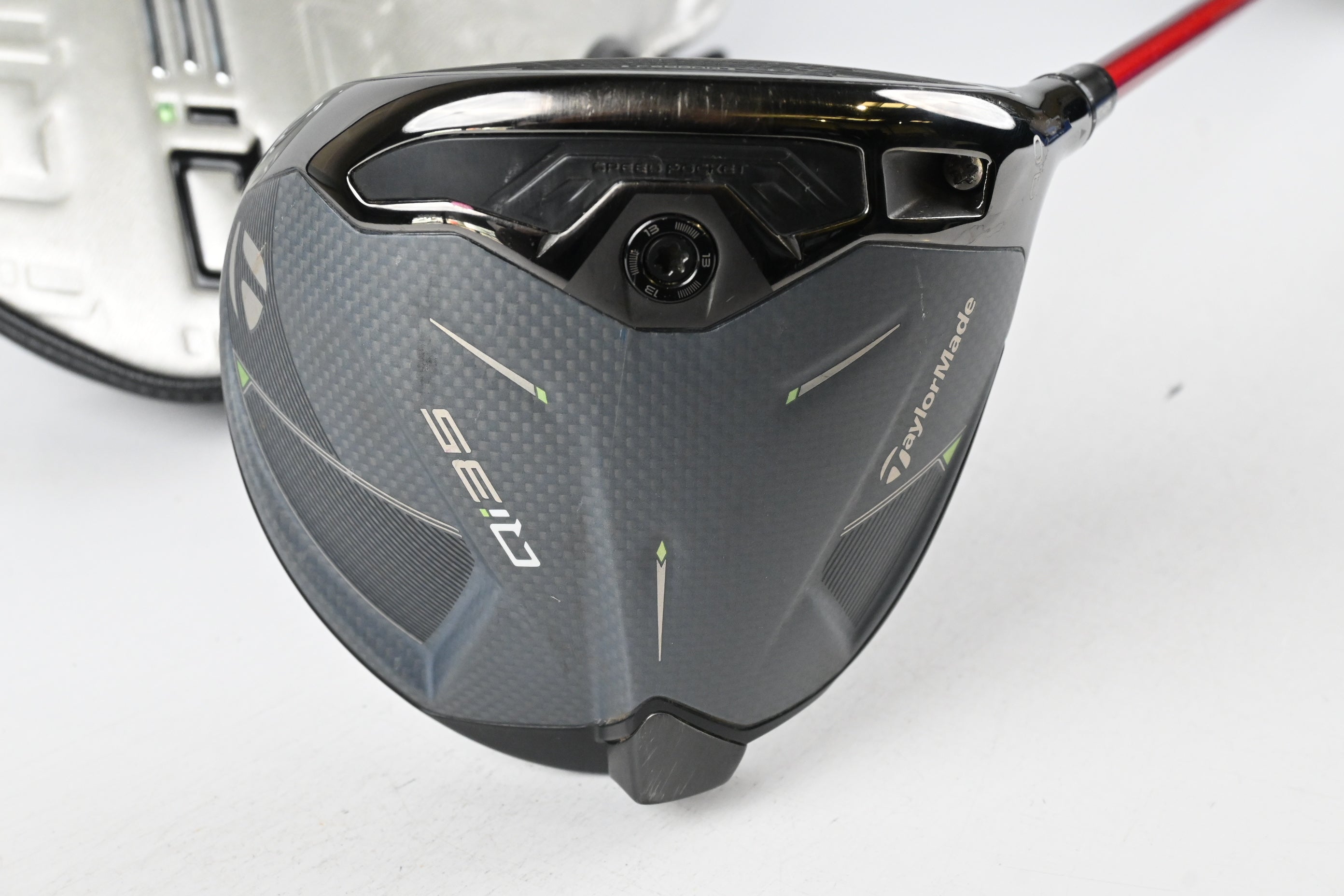 Taylormade Qi35 Driver / 9 Degree / Regular Flex Speeder NX 50 Shaft
