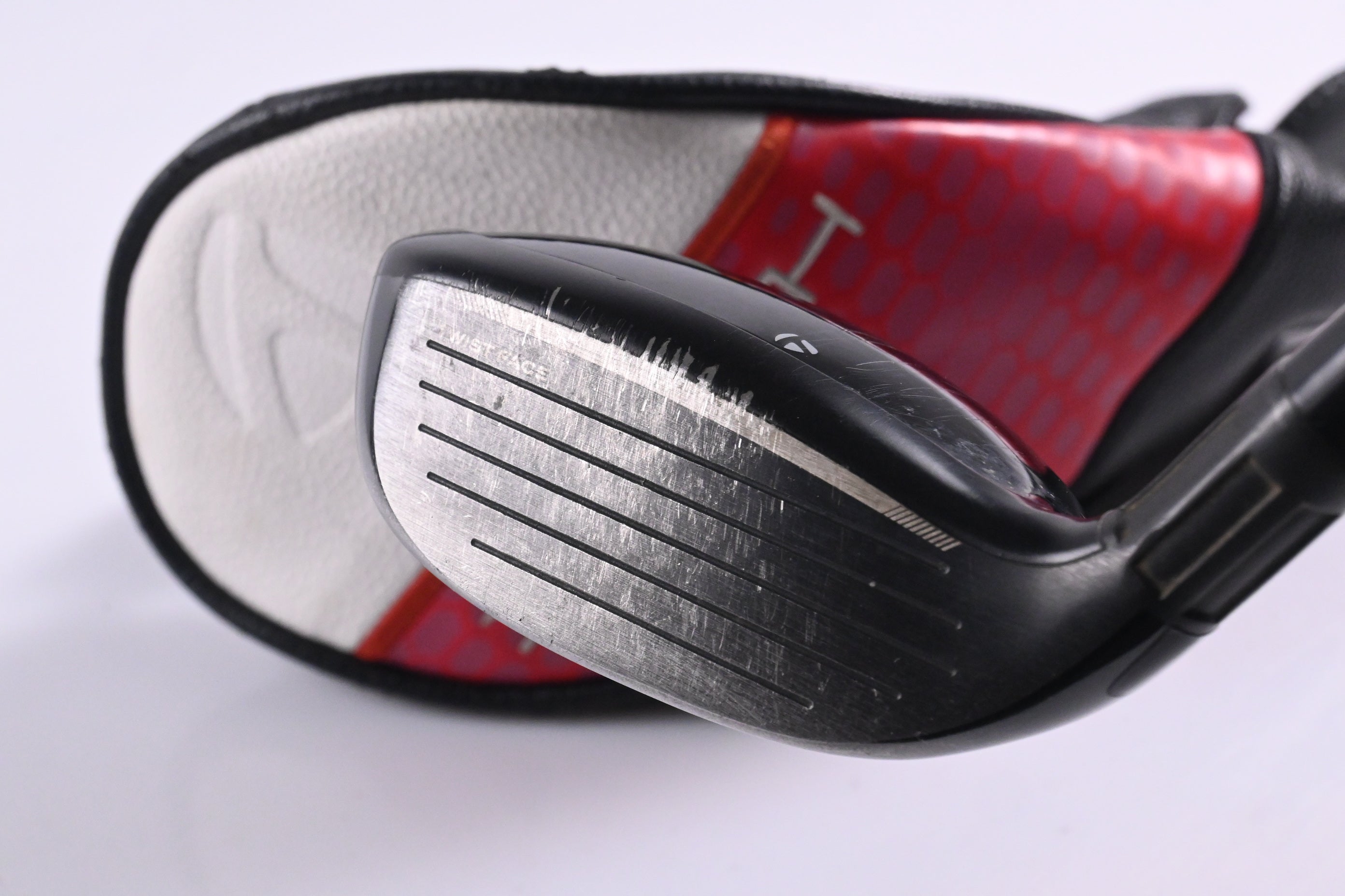 Taylormade Stealth 2 HD #4 Hybrid / 23 Degree / Regular Flex Fujikura Speeder NX