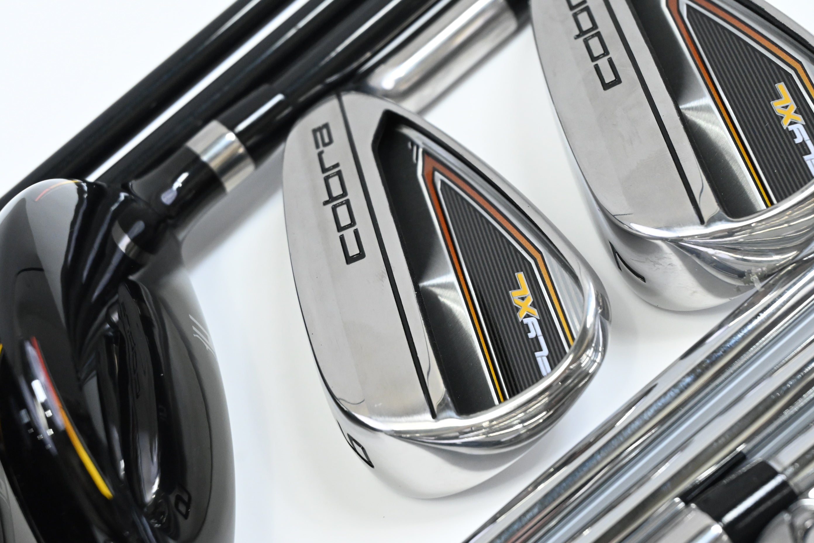 Cobra Fly XL Package Set / Woods, Hybrid, Irons, Putter, Bag