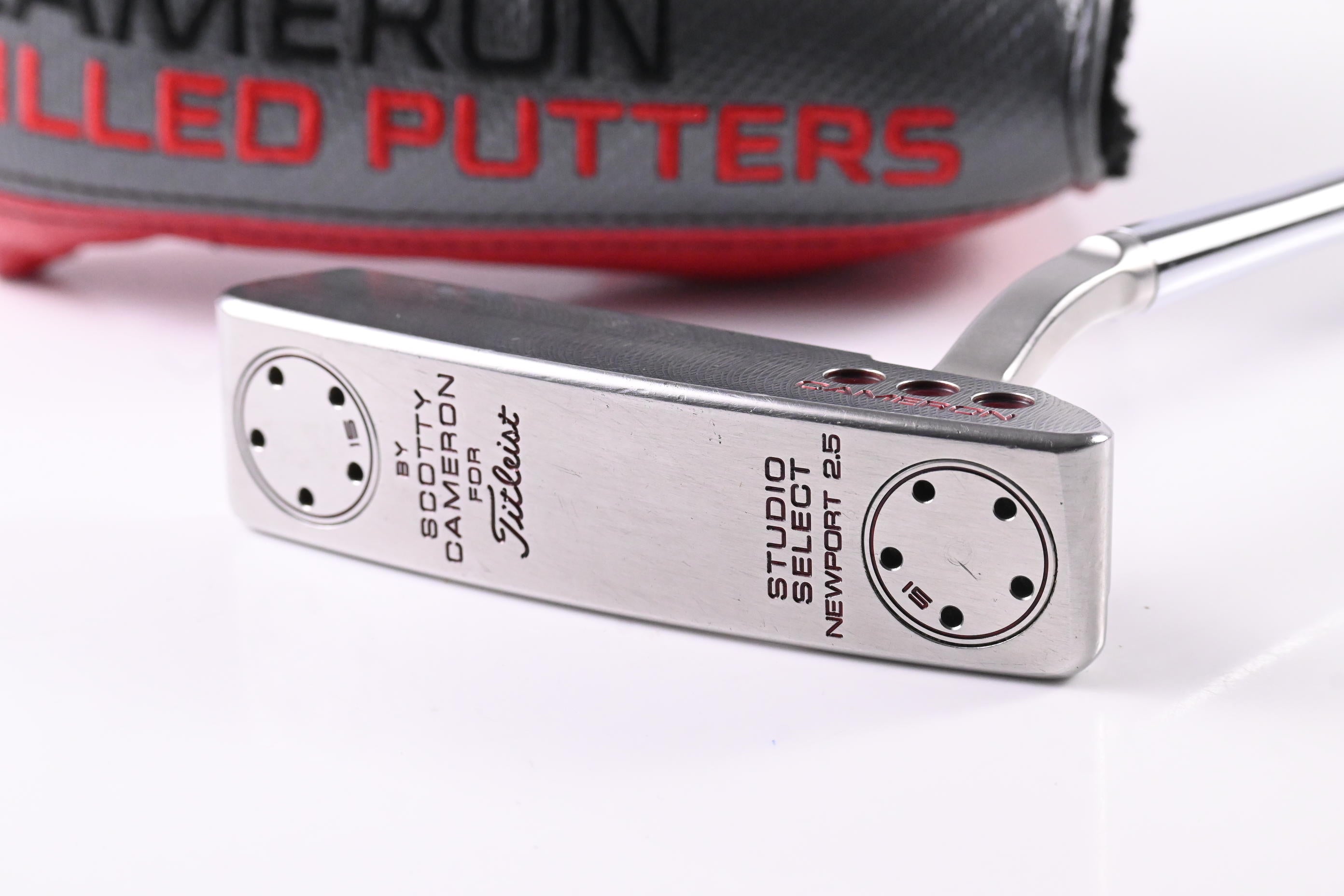 Scotty Cameron Studio Select Newport 2.5 Putter / 34 Inch
