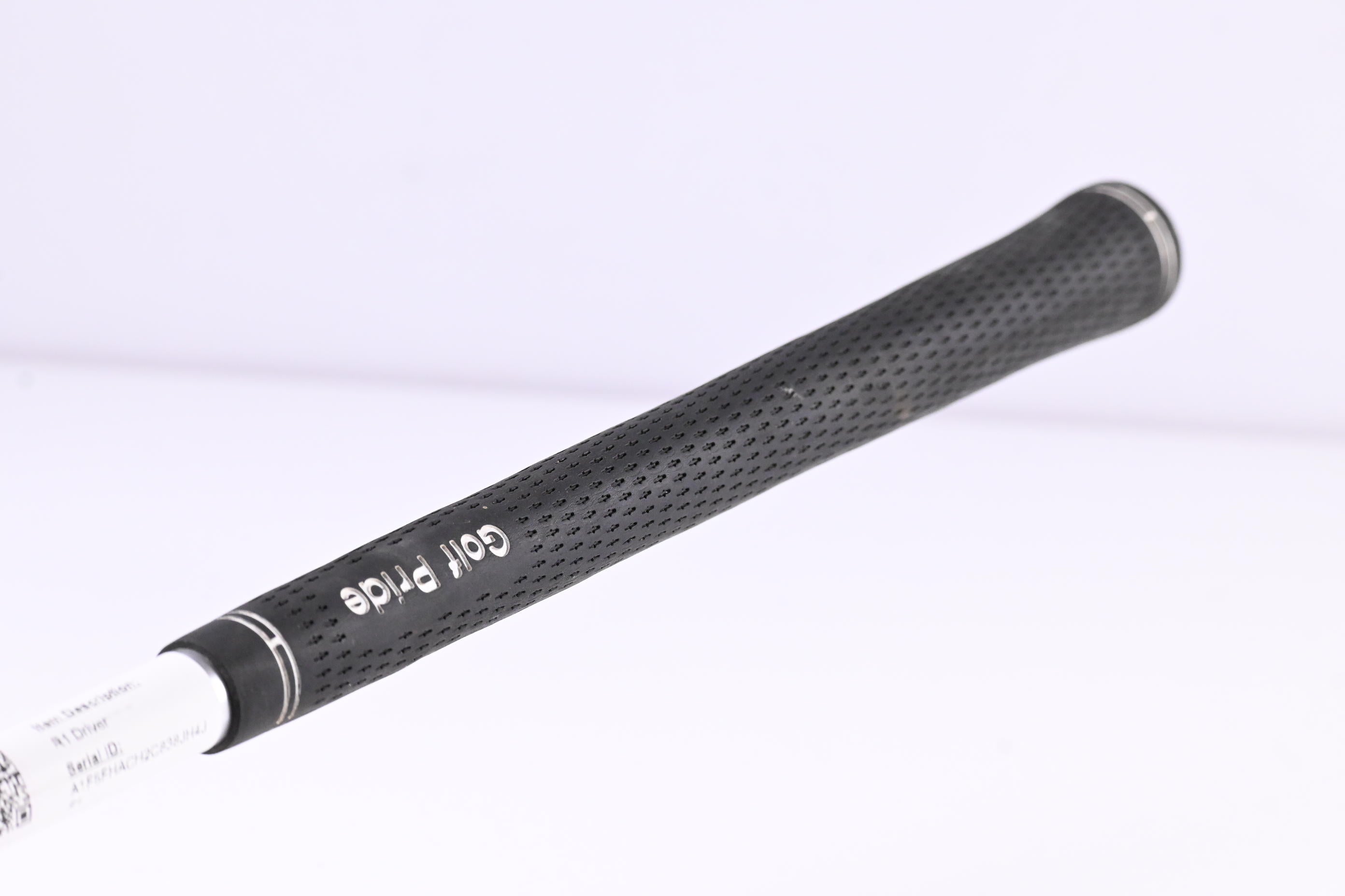 Taylormade R1 Drive / 10.5 Degree / Regular Flex Aldila RIP Phenom 55 Shaft