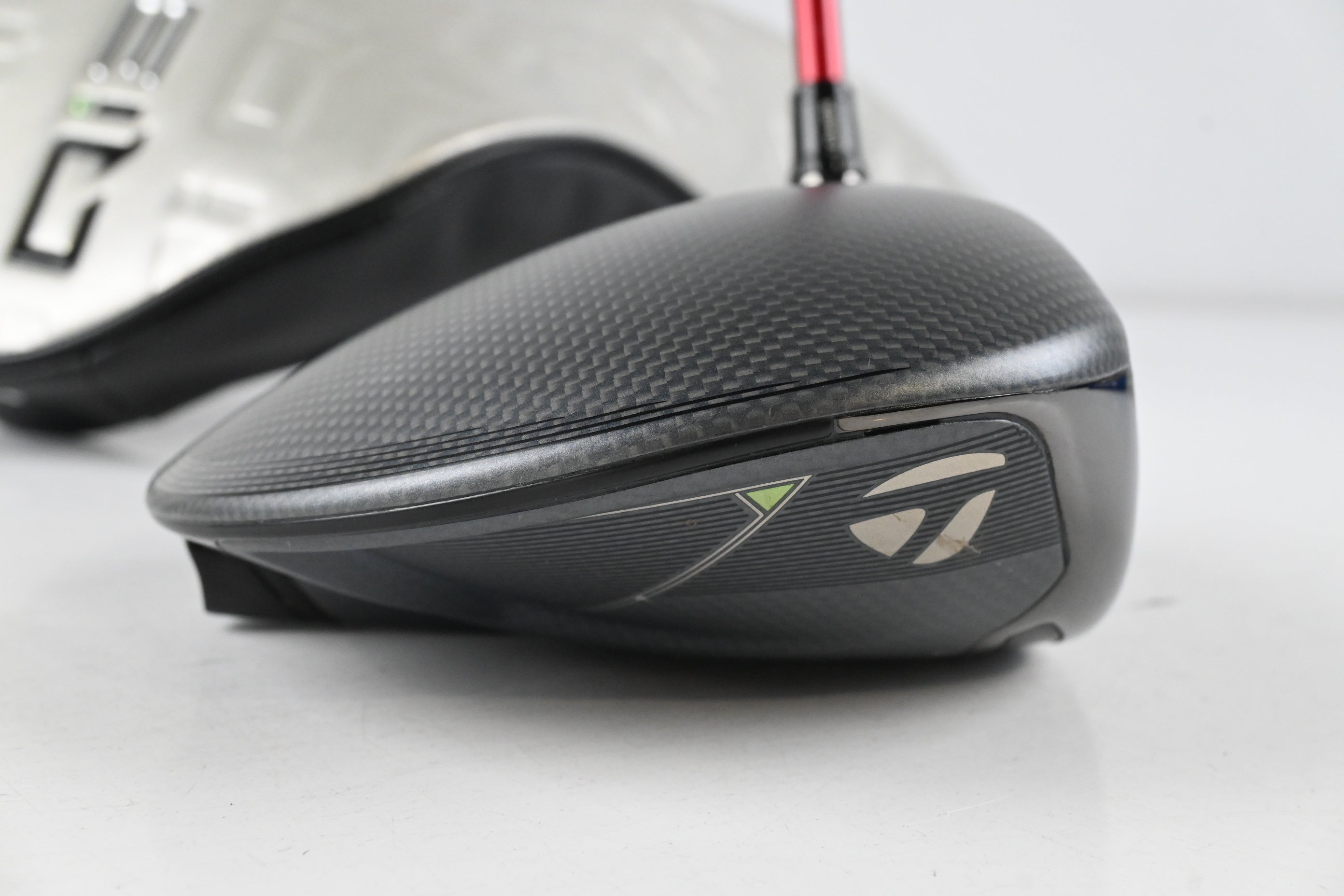Taylormade Qi35 Driver / 9 Degree / Regular Flex Speeder NX 50 Shaft