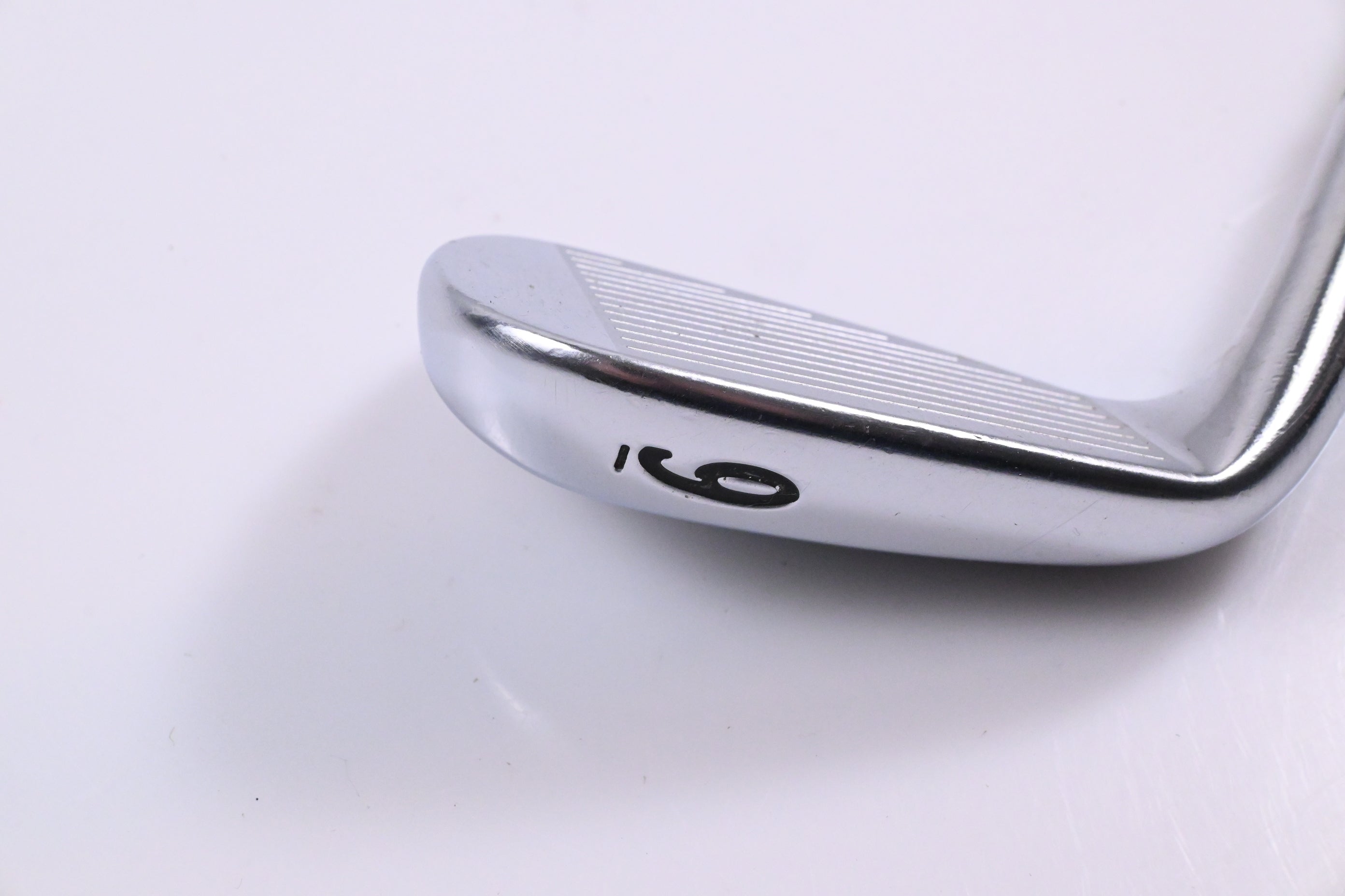 Titleist 714 AP2 #9 Iron / Stiff Flex Dynamic Gold S300 Shaft