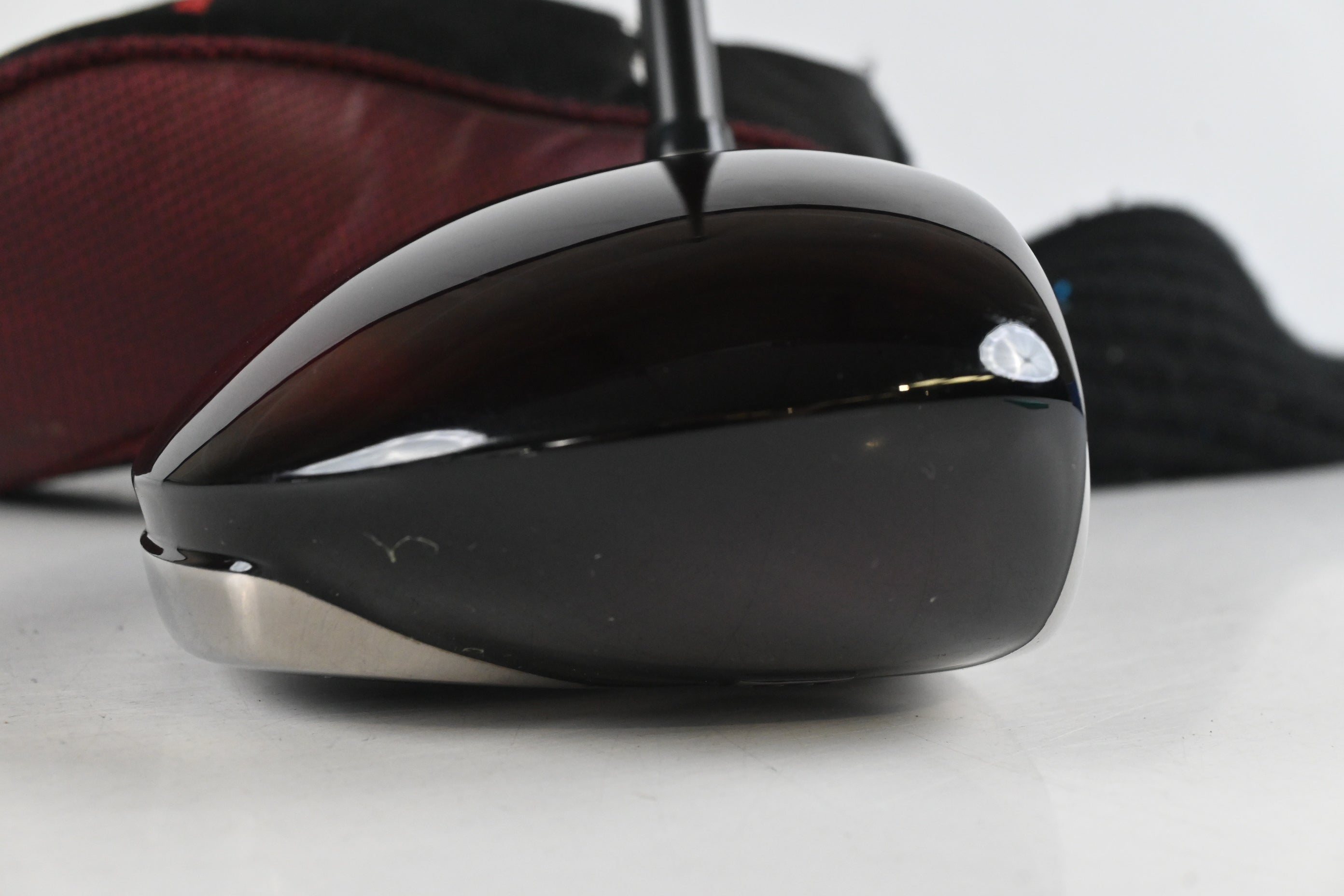 Wilson Deep Red II Driver / 9 Degree / Stiff Flex Grafalloy ProLite+ .428 Shaft
