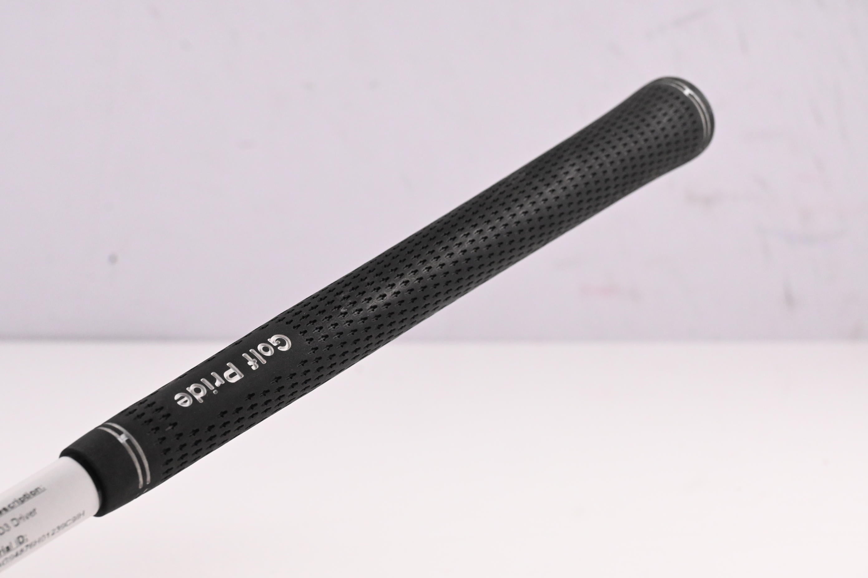 Titleist 915 D3 Driver / 10.5 Degree / X-Flex Aldila Rogue Black 70 Shaft