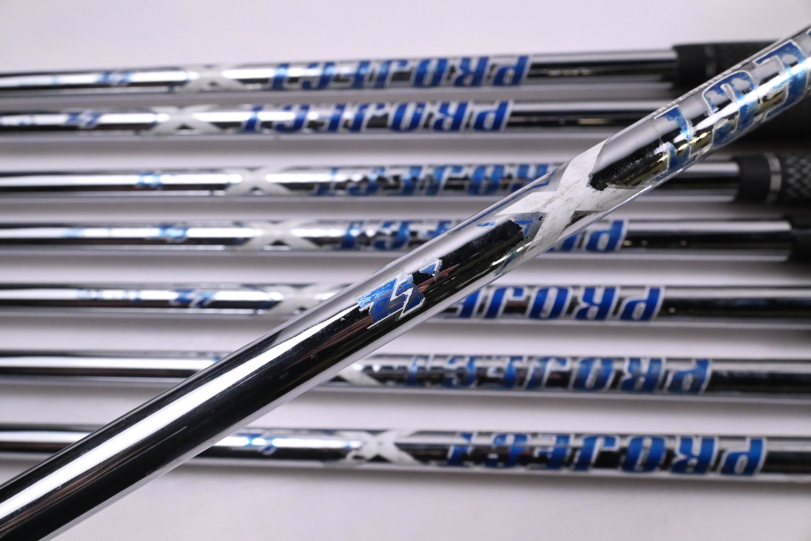 Titleist 718 AP3 Irons / 4-PW+48° / Stiff Flex Project X LZ 120 Shafts