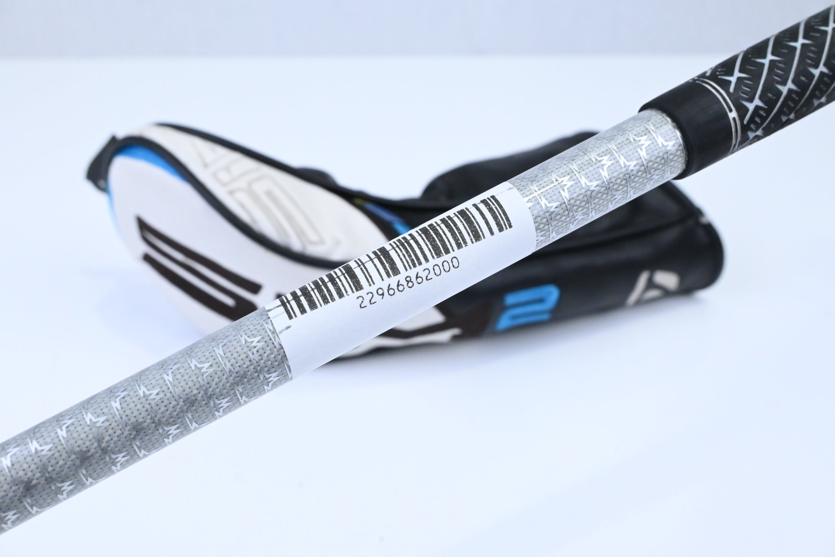 Taylormade SIM2 Ti #3 Wood / 15 Degree / Stiff Flex Tensei AV Raw Blue 65 Shaft