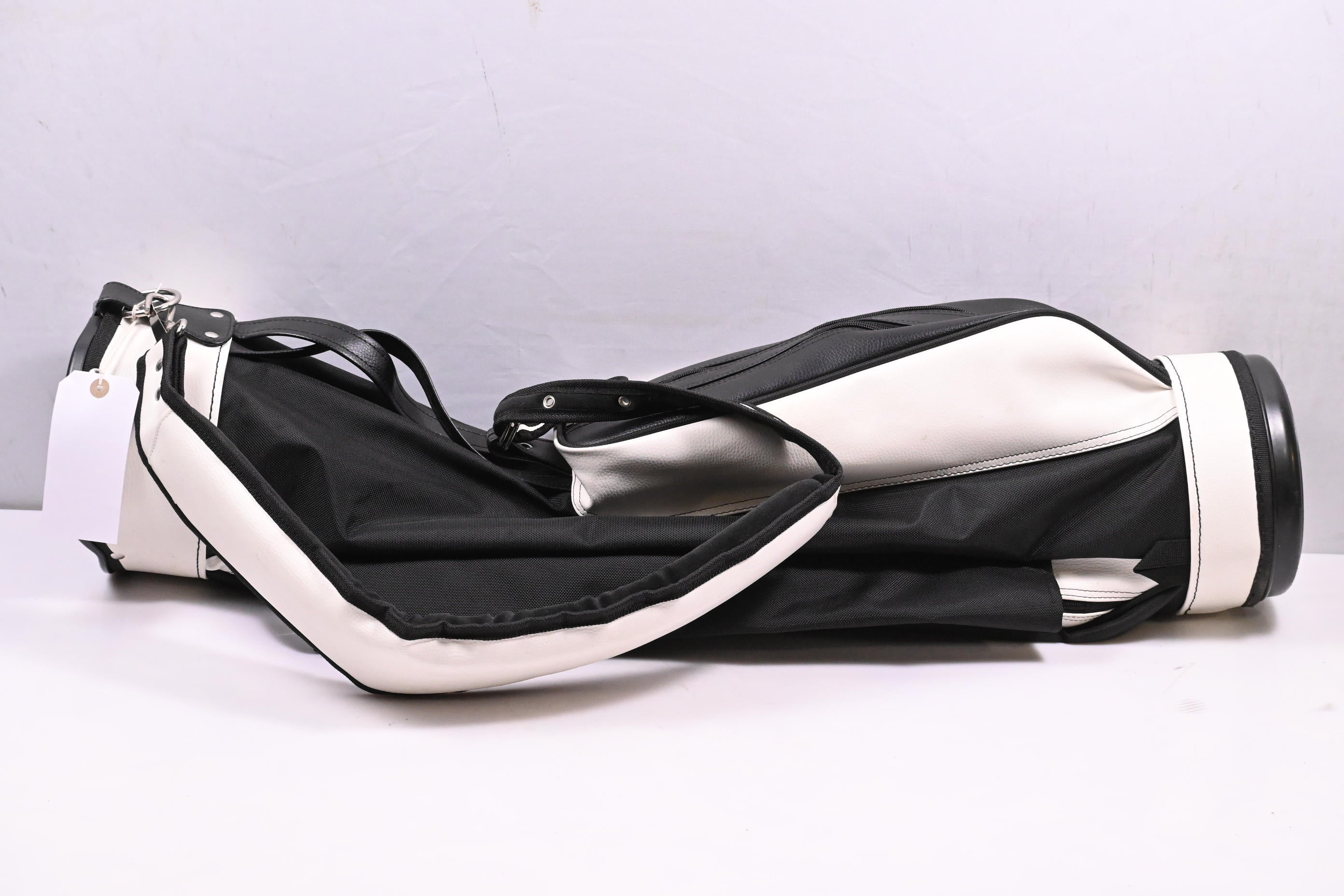 Jones Sunday Pencil Bag / 3-Way Divider / Black, White