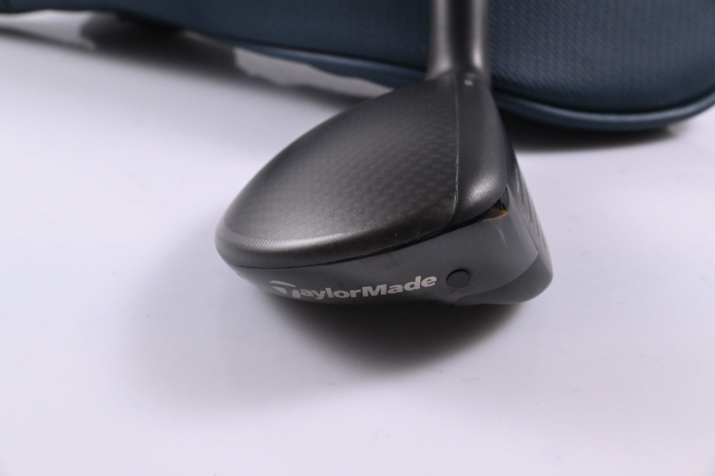 Taylormade Qi4D #4 Hybrid / 22 Degree / Regular Flex Reax 65 Shaft