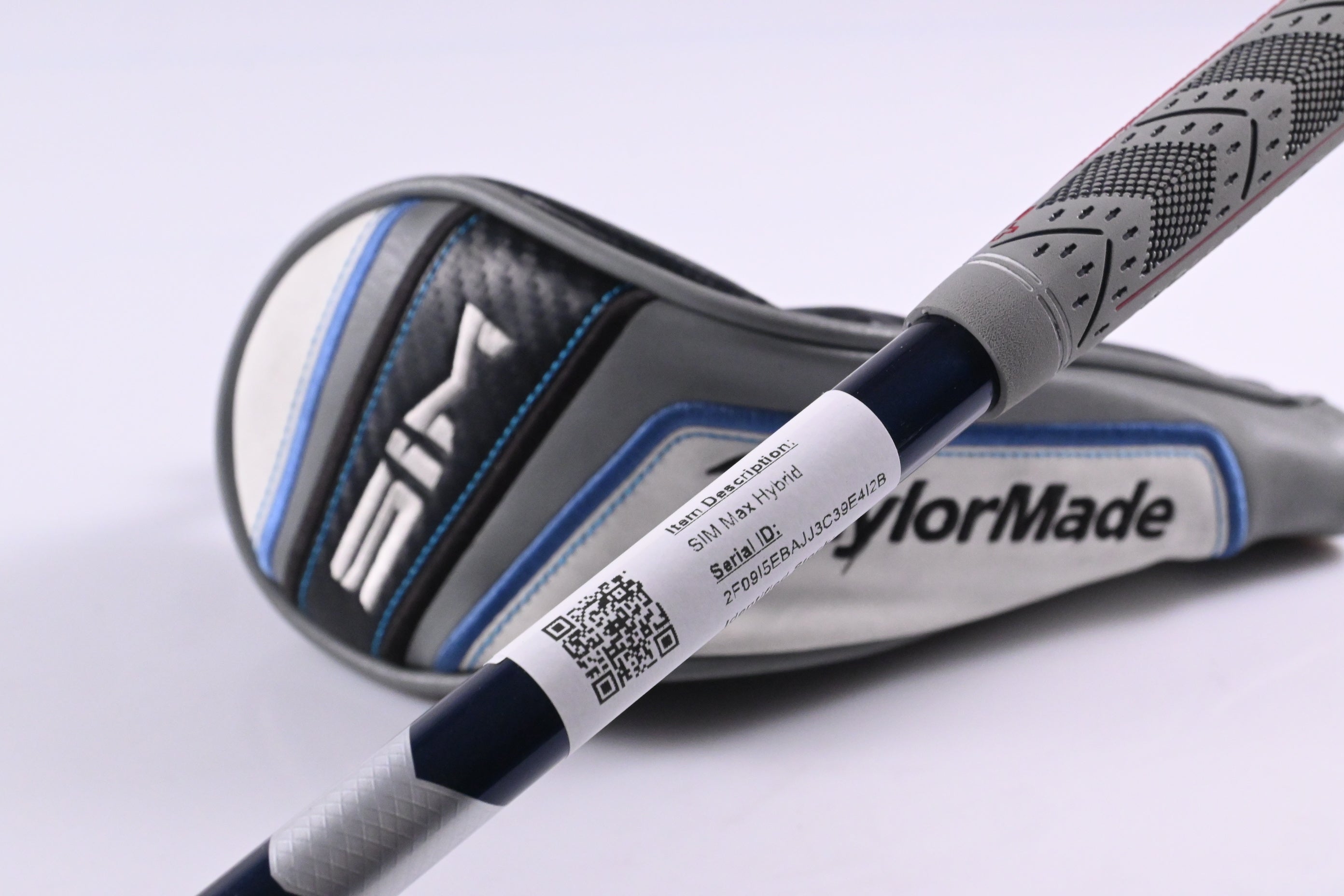 Taylormade SIM Max #3 Hybrid / 19 Degree / Stiff Flex Fujikura Ventus Blue 7