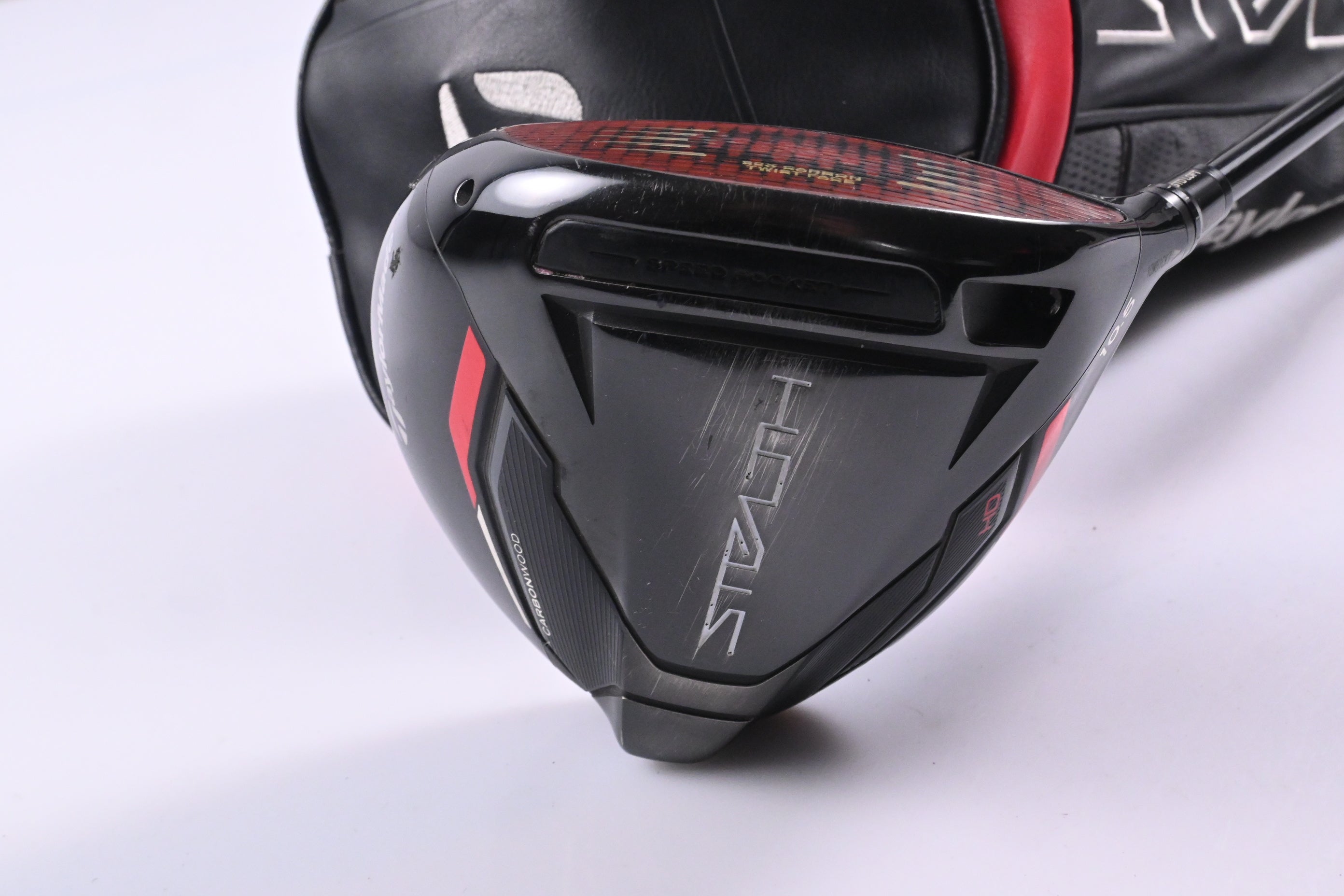 Taylormade Stealth HD Driver / 10.5 Degree / Regular Flex Fujikura Ventus Red 5
