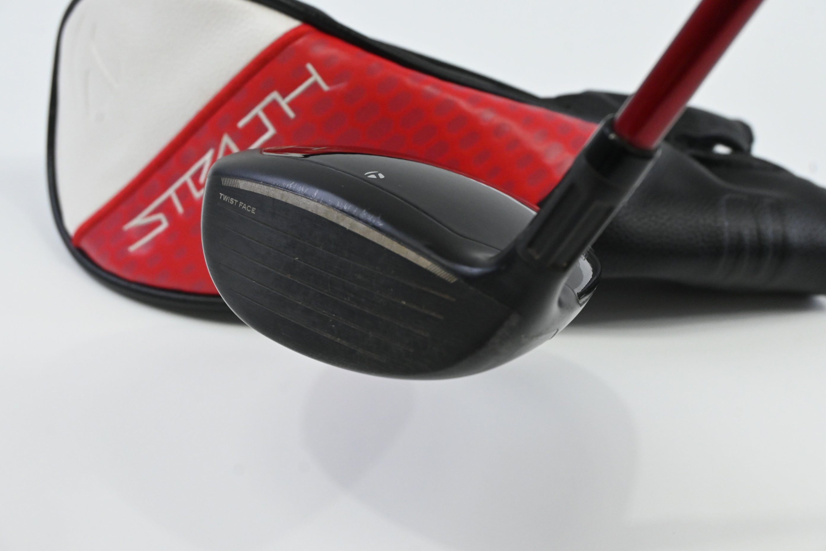 Taylormade Stealth 2 HD #3 Wood / 16 Degree / Regular Flex Fujikura Speeder NX