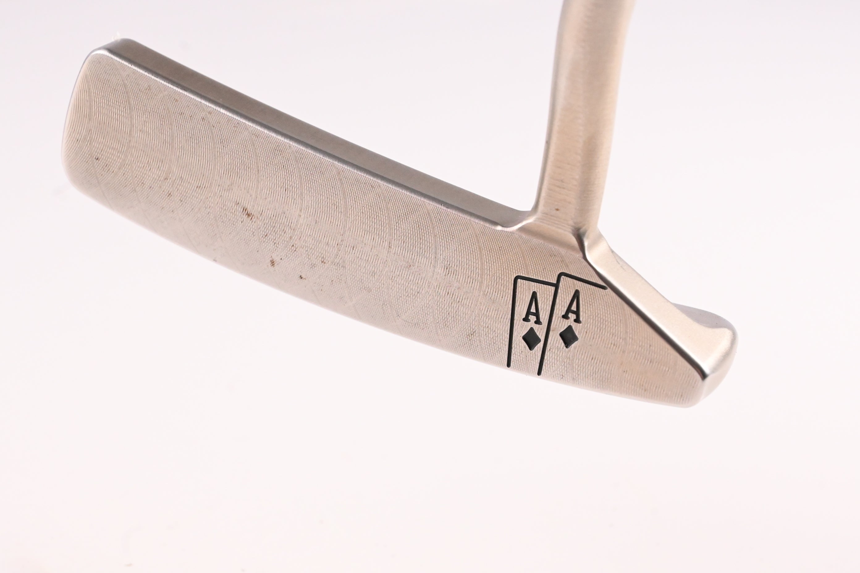 SWAG Pocket Skull Ace Putter / 35 Inch