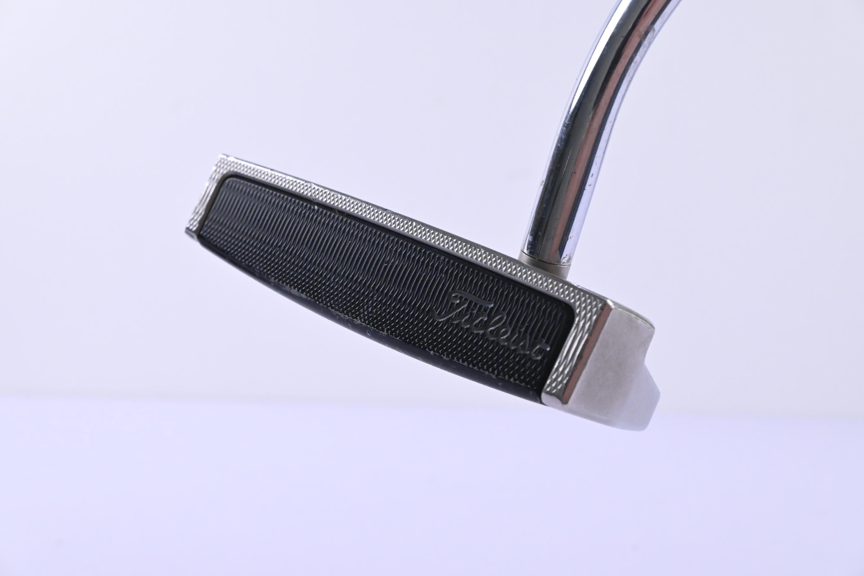 Scotty Cameron Futura 2017 5.5 M Putter / 33 Inch