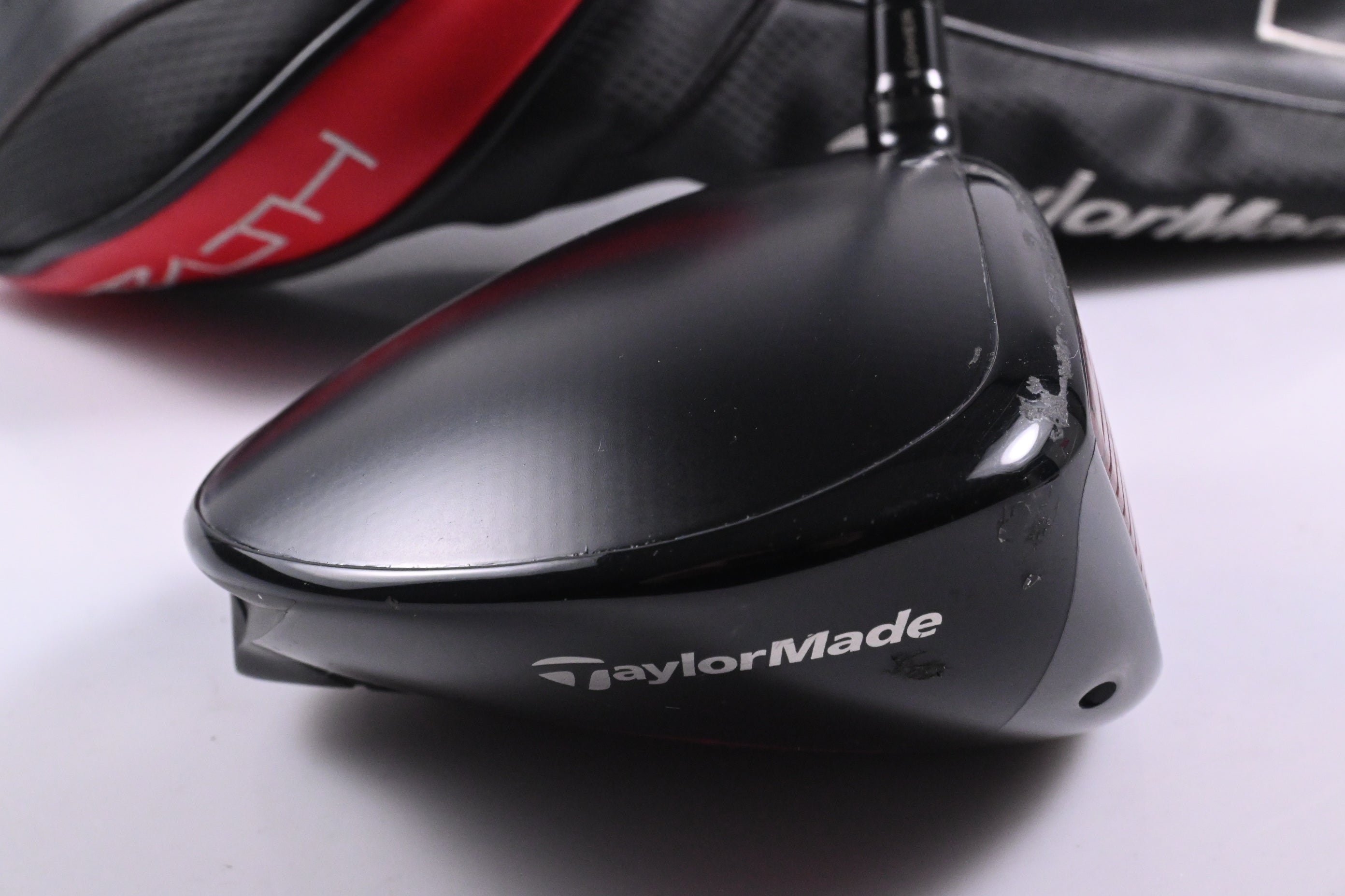 Taylormade Stealth HD Driver / 10.5 Degree / Regular Flex Fujikura Ventus Red 5