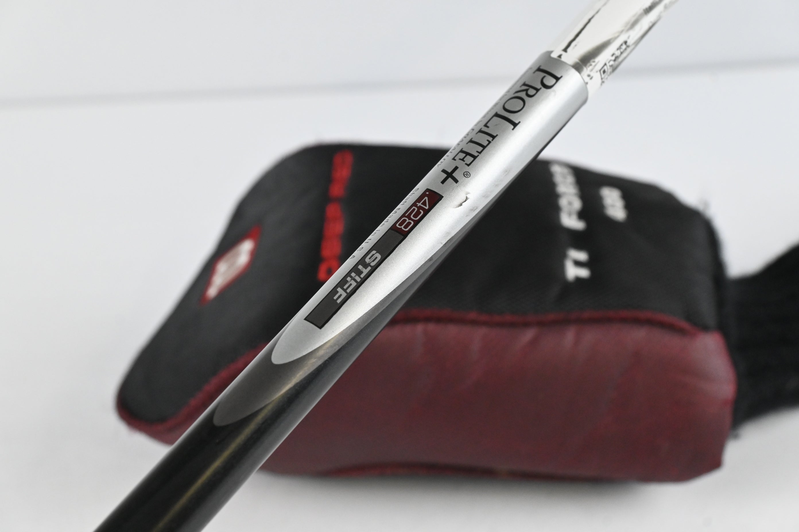 Wilson Deep Red II Driver / 9 Degree / Stiff Flex Grafalloy ProLite+ .428 Shaft
