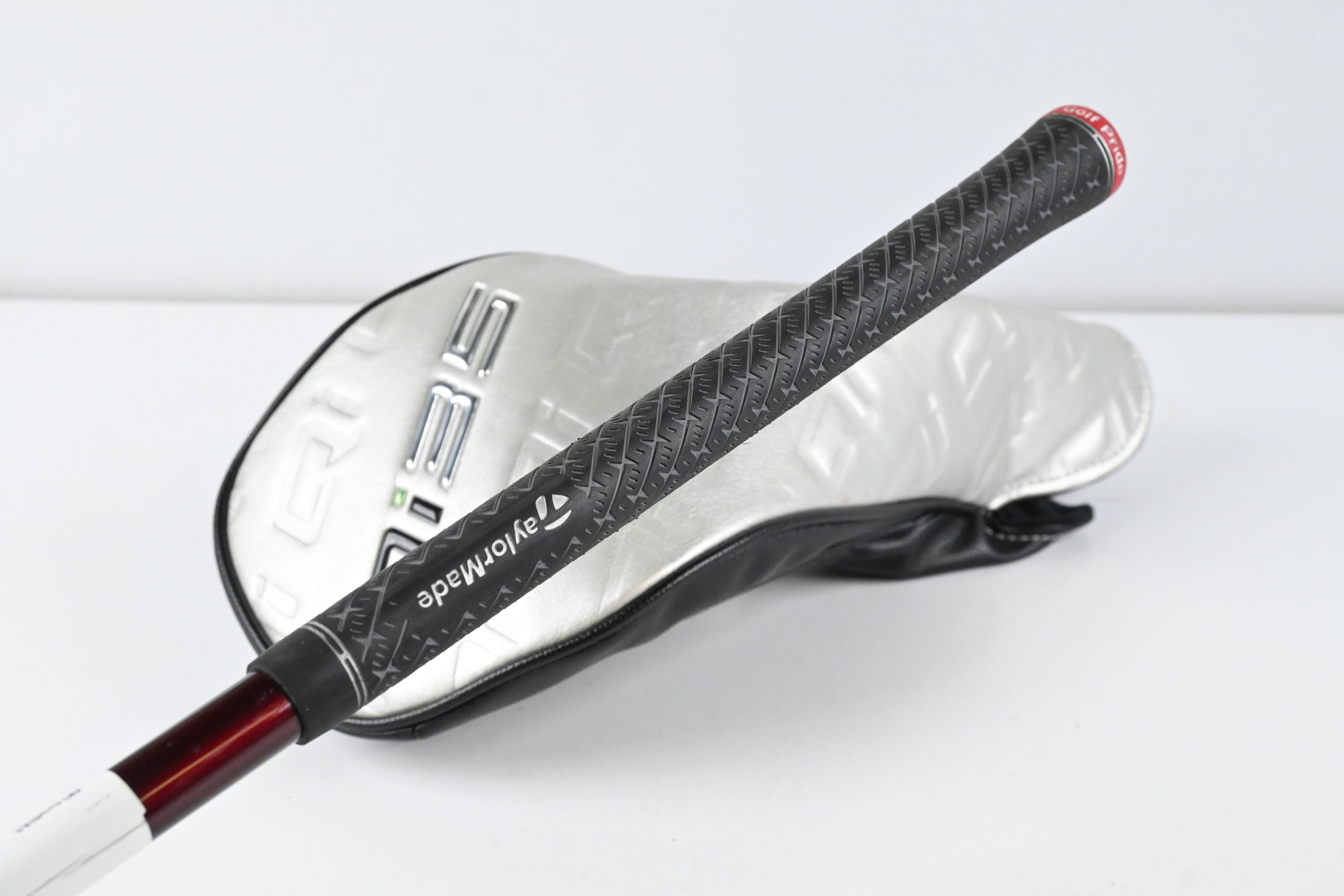 Taylormade Qi35 Driver / 9 Degree / Regular Flex Speeder NX 50 Shaft