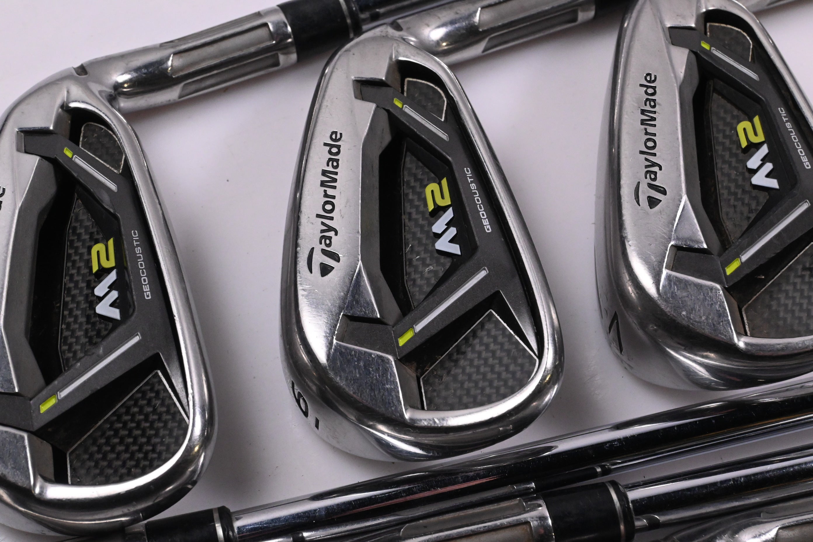 Taylormade M2 2017 Irons / 5-PW+SW / Regular Flex Reax Steel 88 Shafts