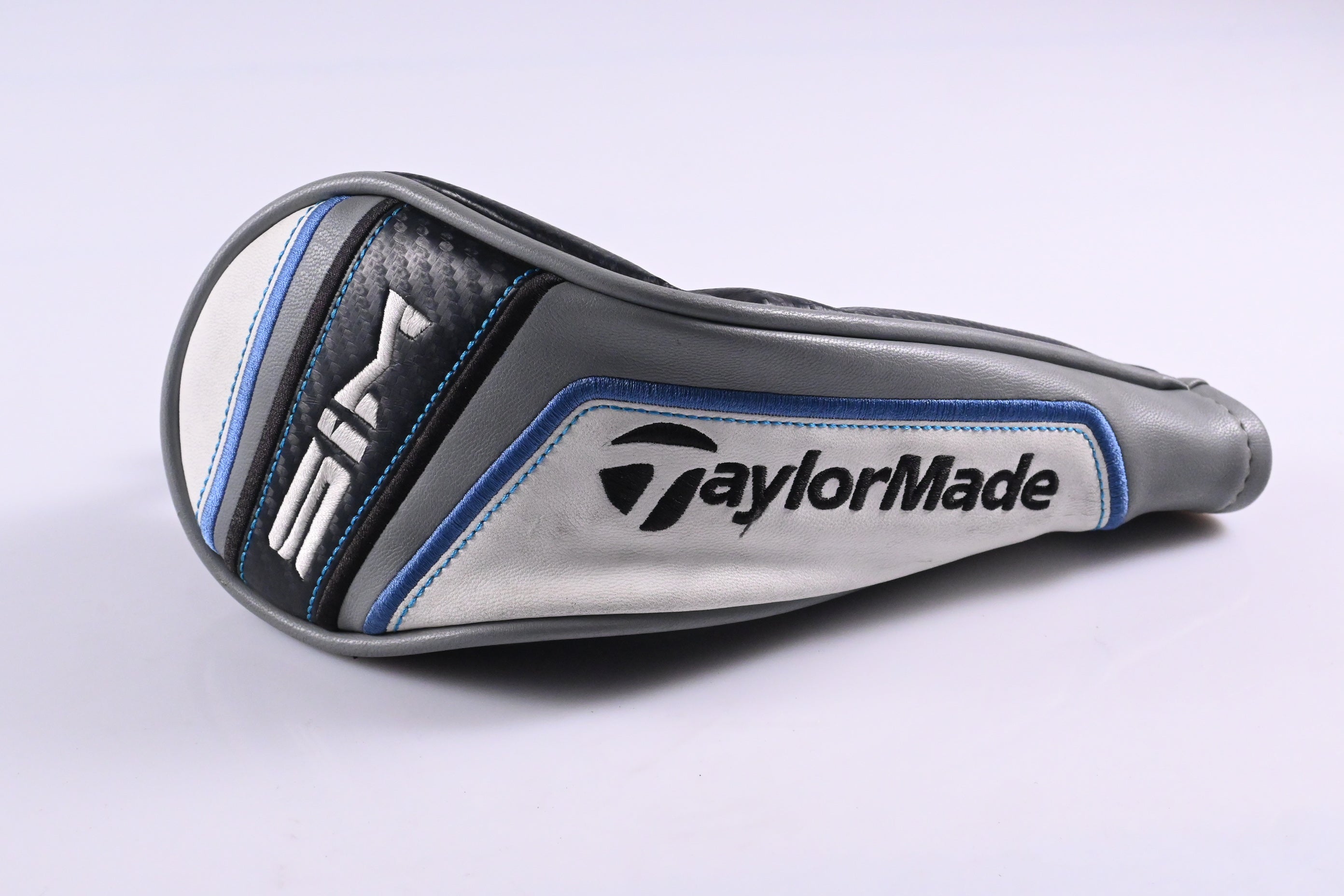 Taylormade SIM Max #3 Hybrid / 19 Degree / Stiff Flex Fujikura Ventus Blue 7