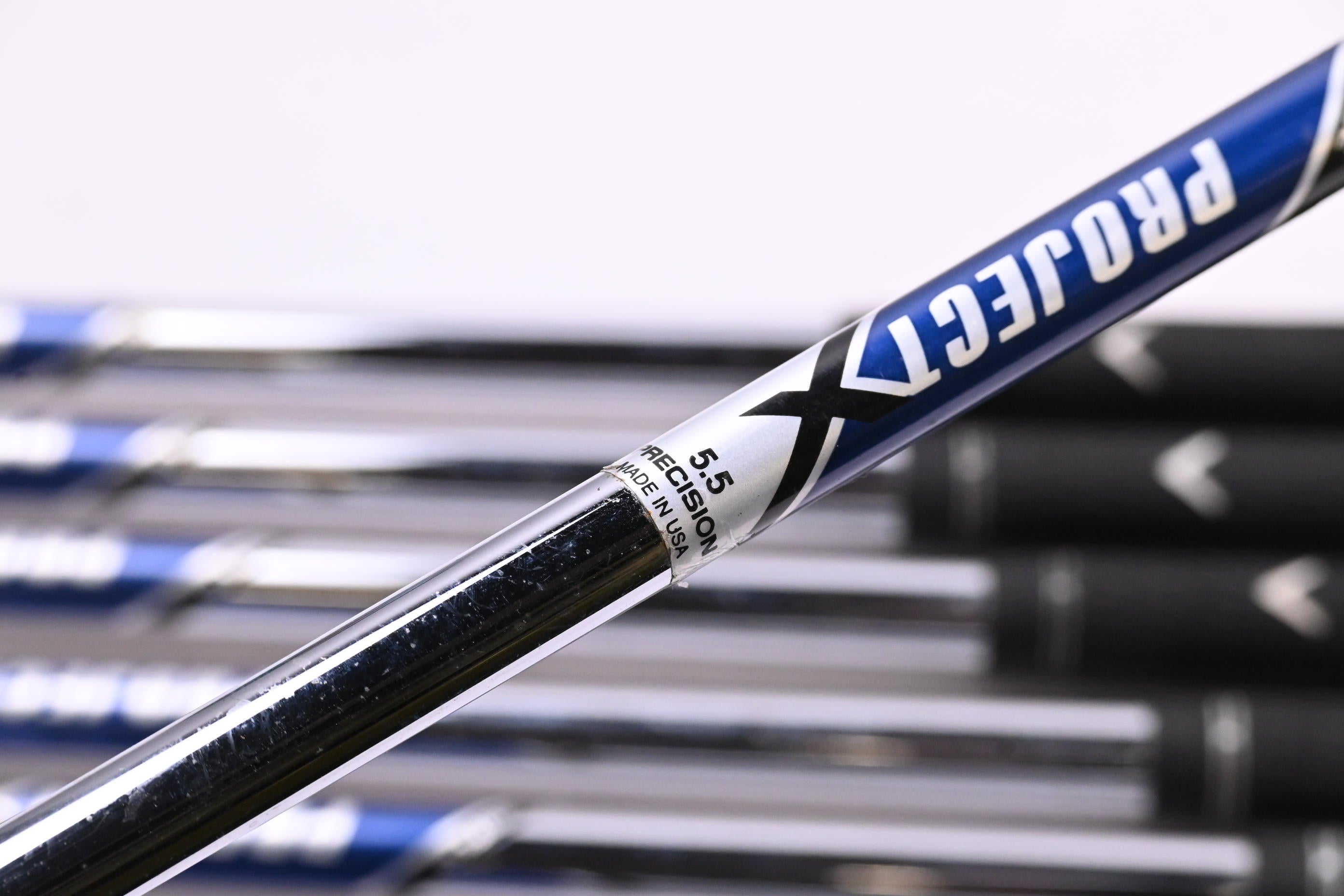 Callaway RAZR X Tour Irons / 3-9i / Regular Flex Project X Shafts