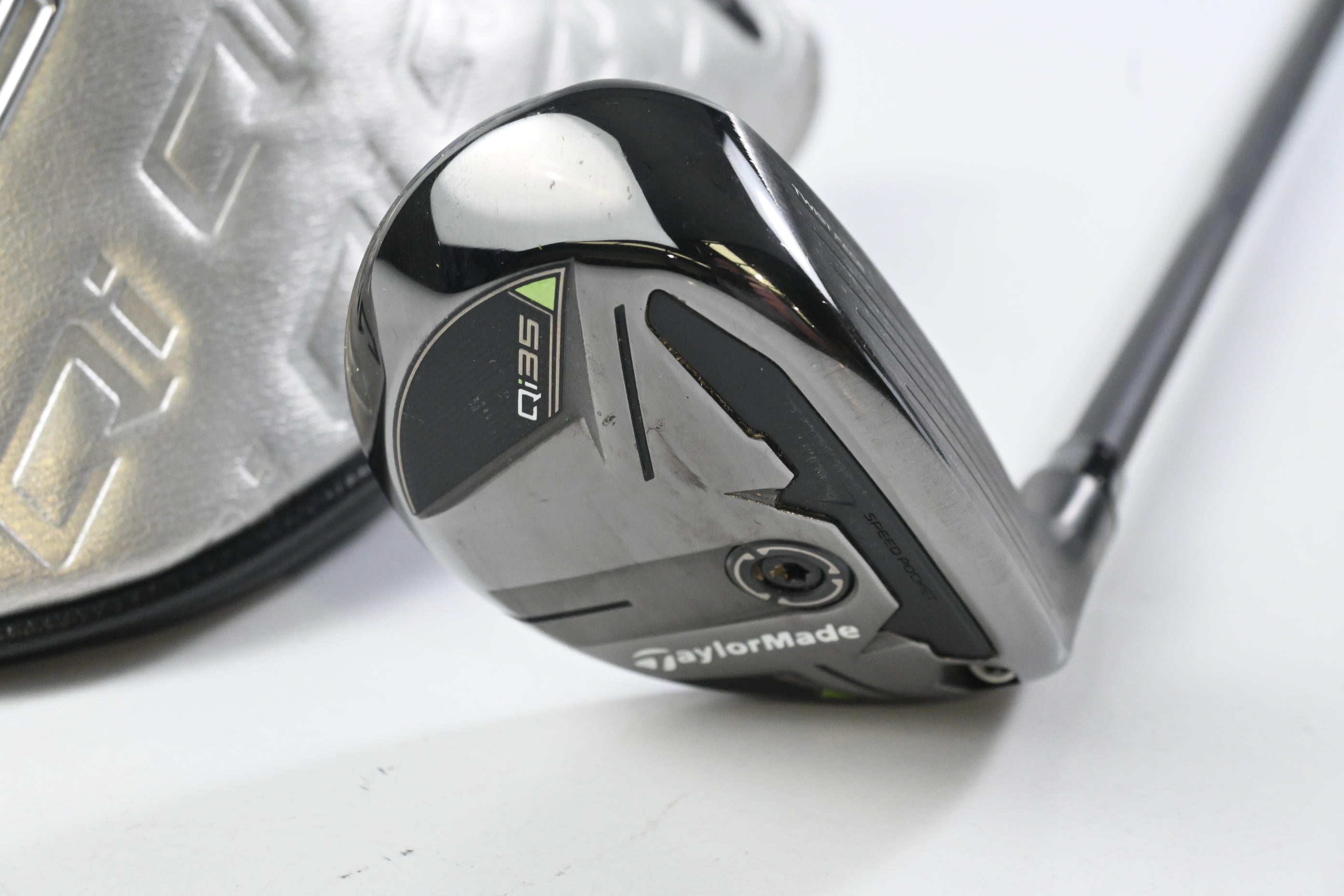 Taylormade Qi35 #2 Hybrid / 17 degree / Stiff Flex Hzrdus Gen5 Black