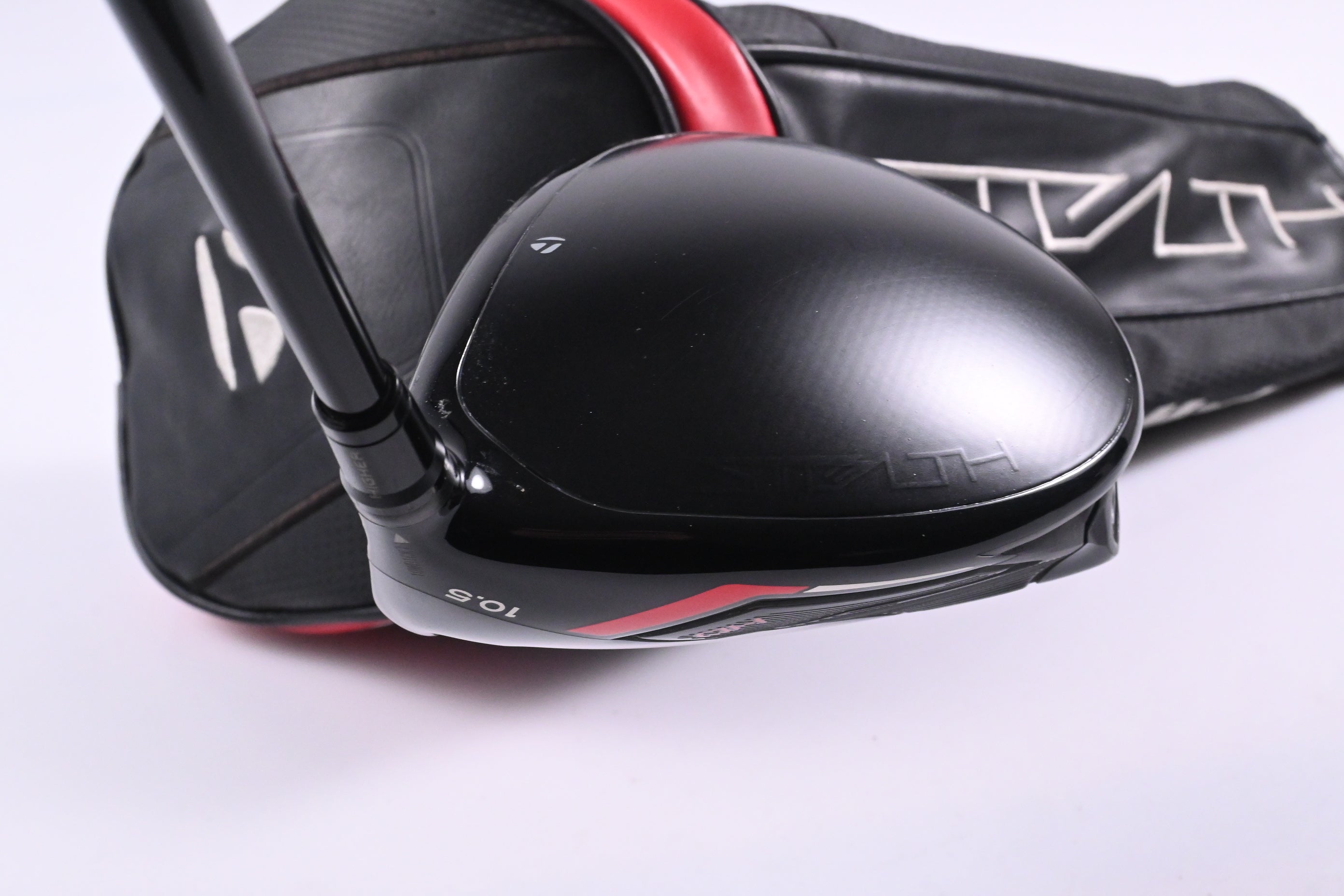 Taylormade Stealth HD Driver / 10.5 Degree / Regular Flex Fujikura Ventus Red 5
